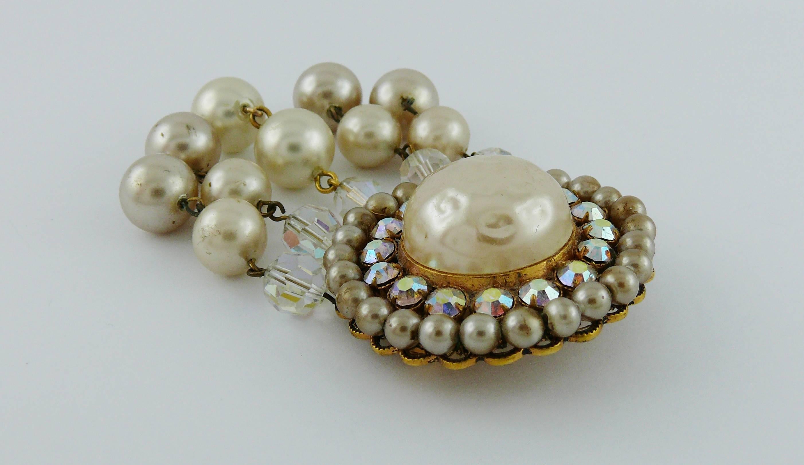 Vintage Bejeweled Pearl Brooch For Sale 2