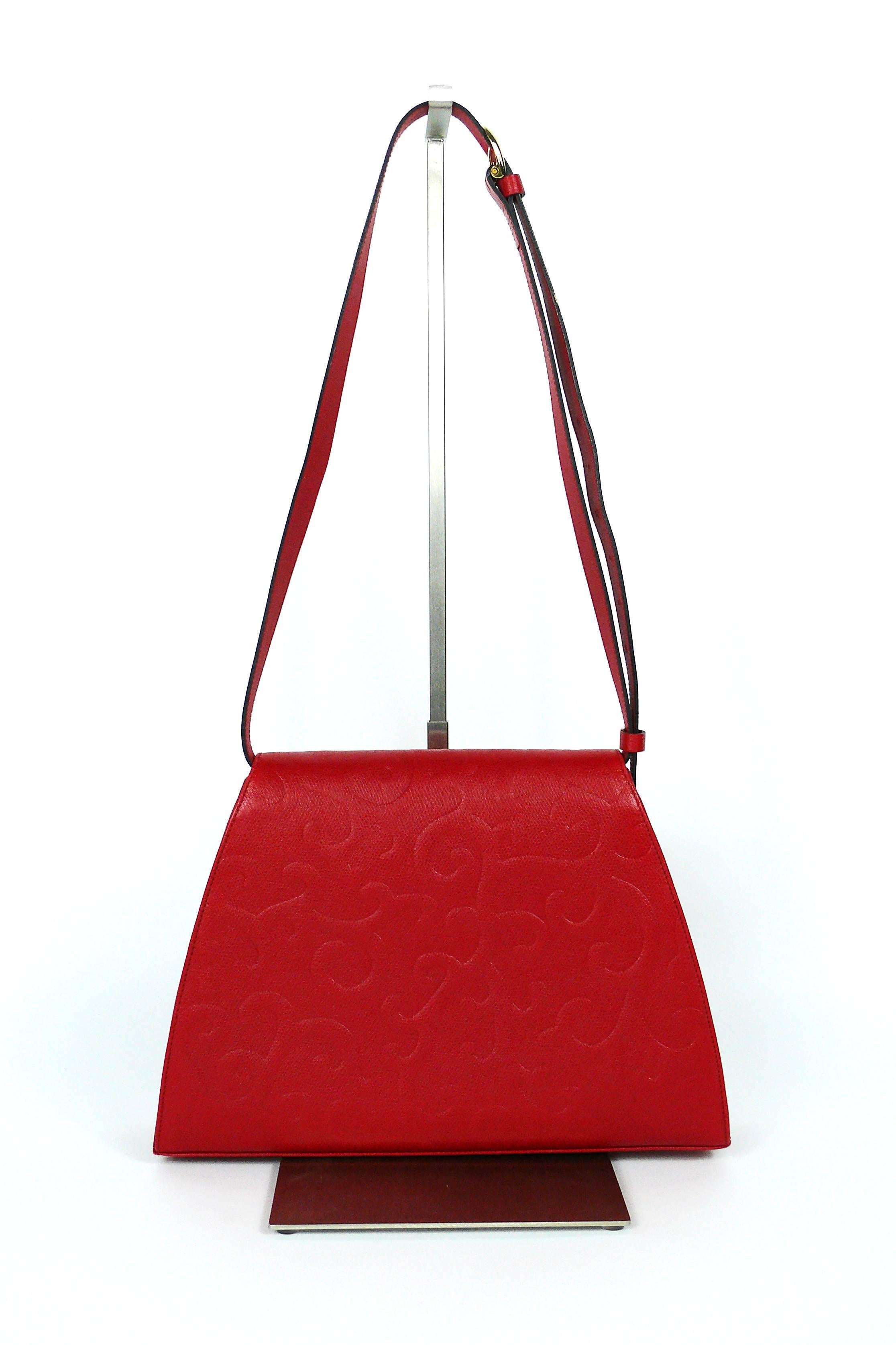 Yves Saint Laurent YSL Vintage Red Leather Arabesque 2-Way Shoulder Bag In Good Condition In Nice, FR