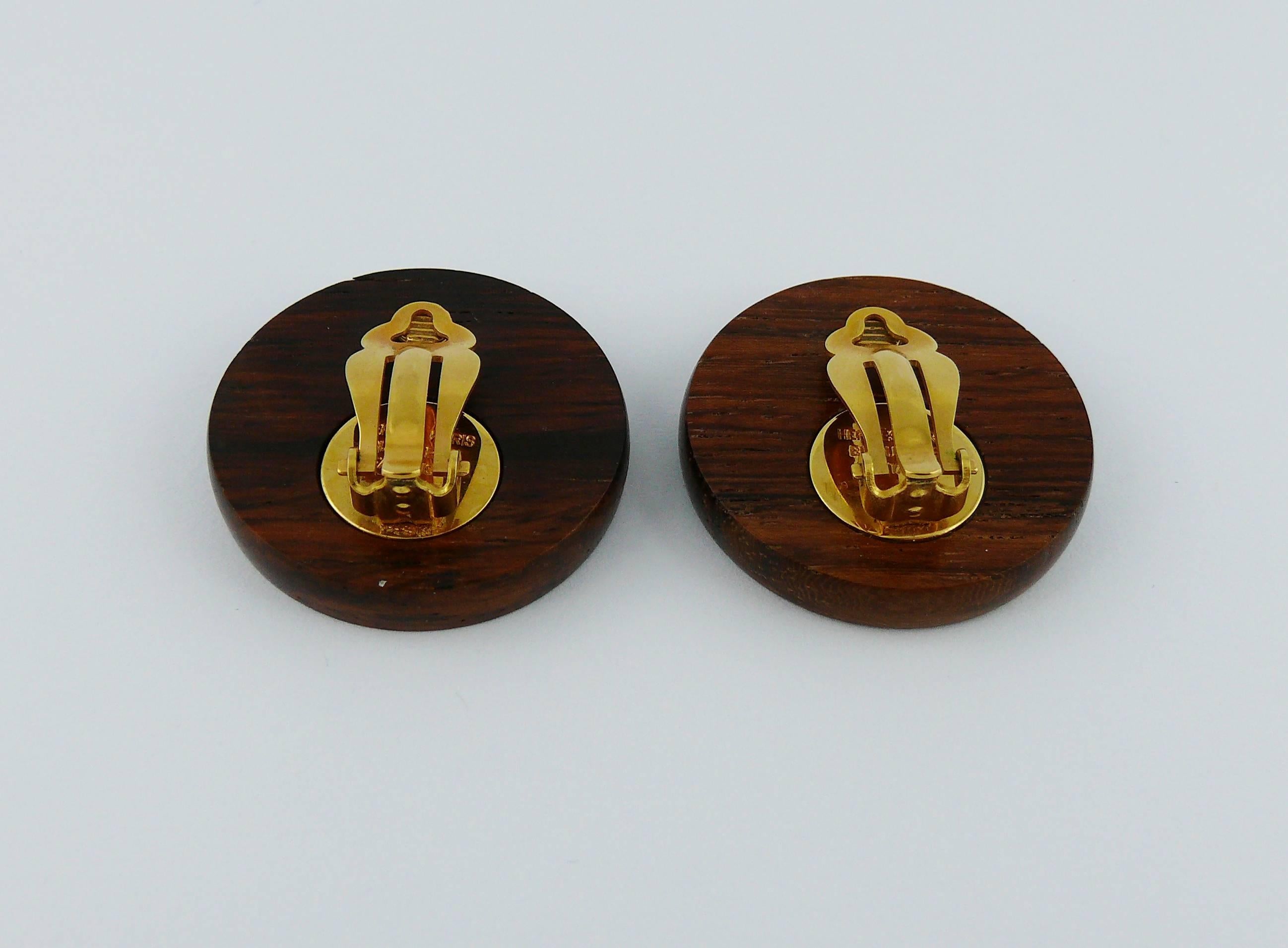 Hermes Vintage Wood and Gold Plated Clip-On Earrings In Excellent Condition In Nice, FR