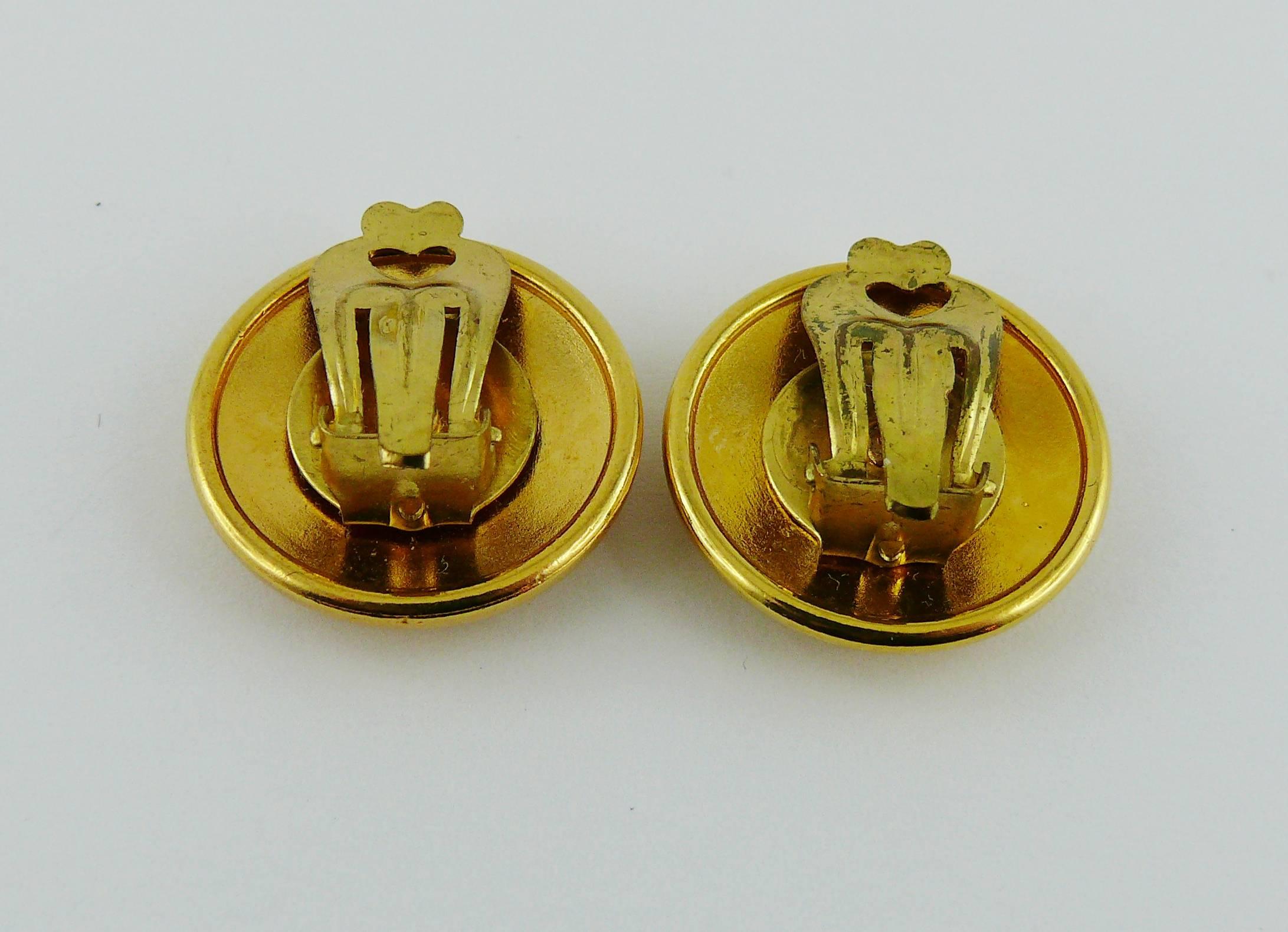 Hermes Vintage Classic Boucles d'oreilles clips à boutons dorés en vente 2