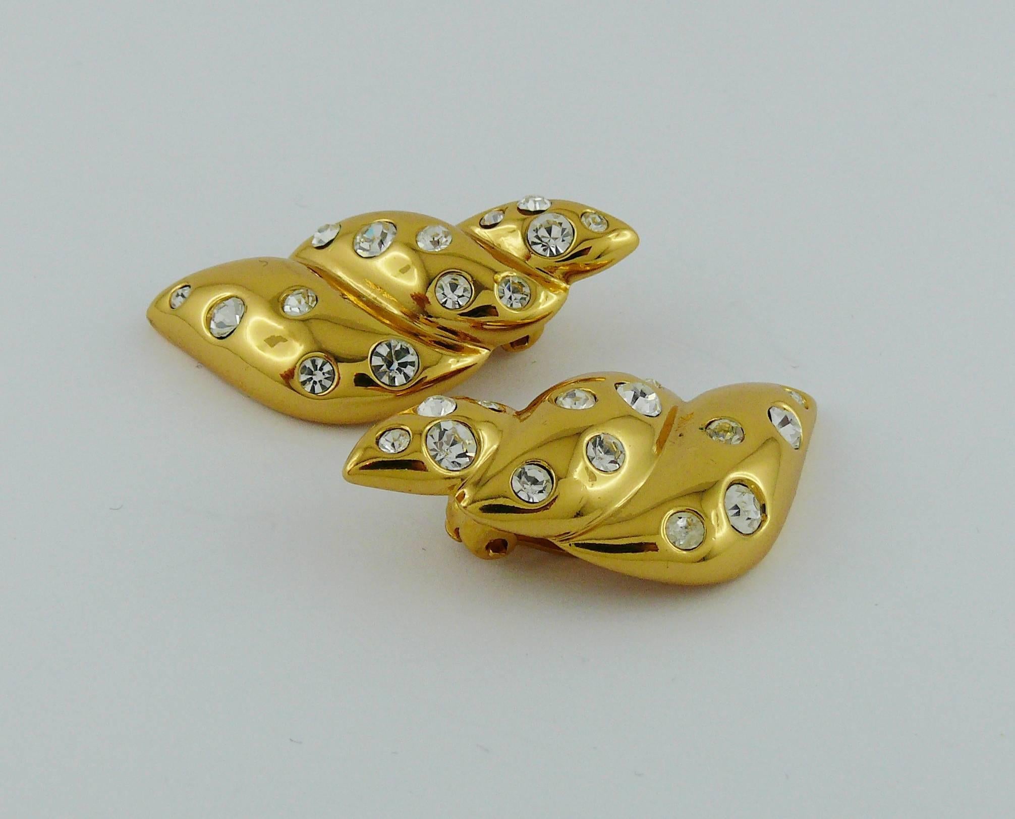 Yves Saint Laurent YSL Vintage Jewelled Shell Clip-On Earrings In Excellent Condition In Nice, FR