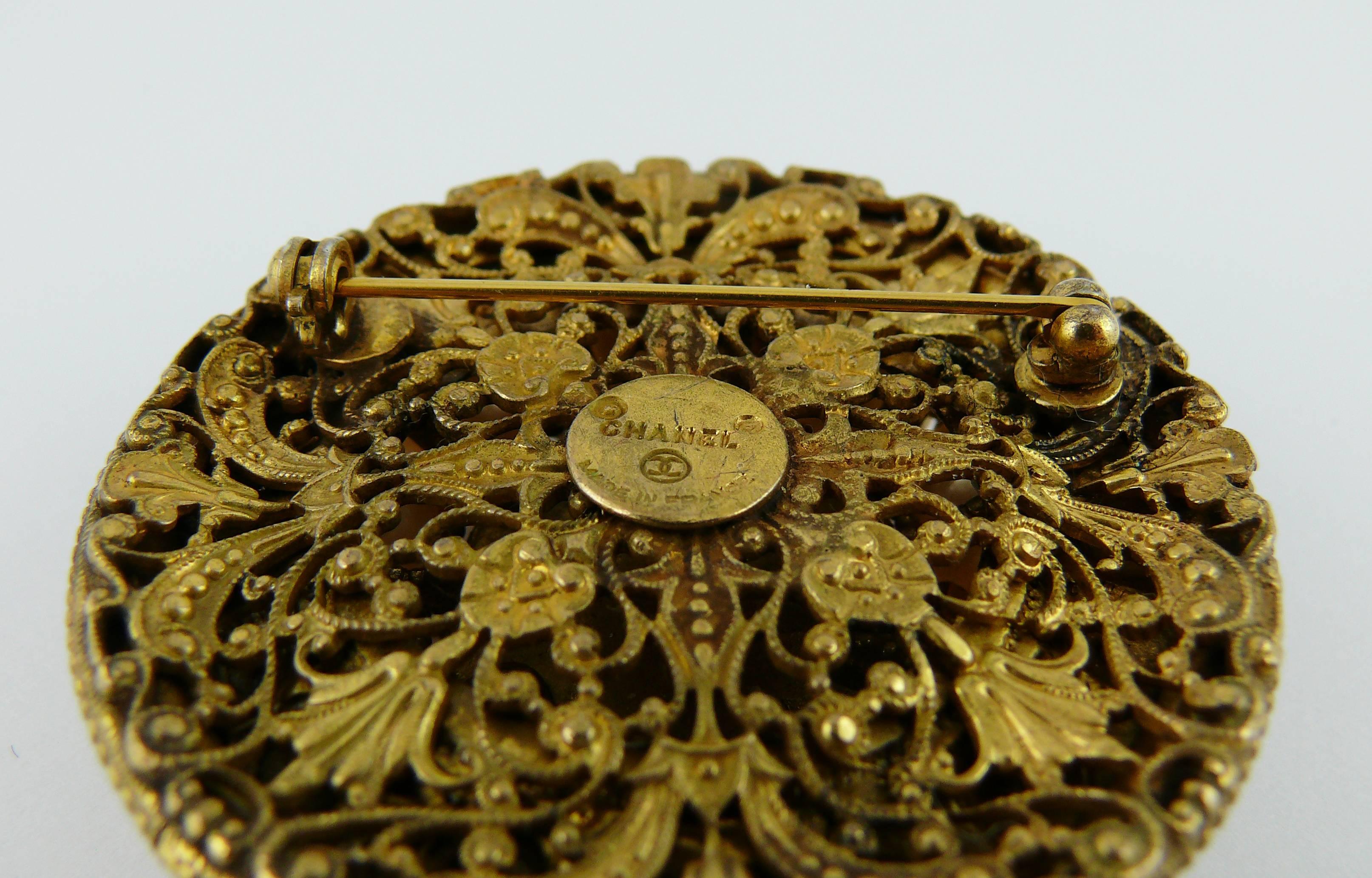 Chanel Vintage Baroque Brooch 2