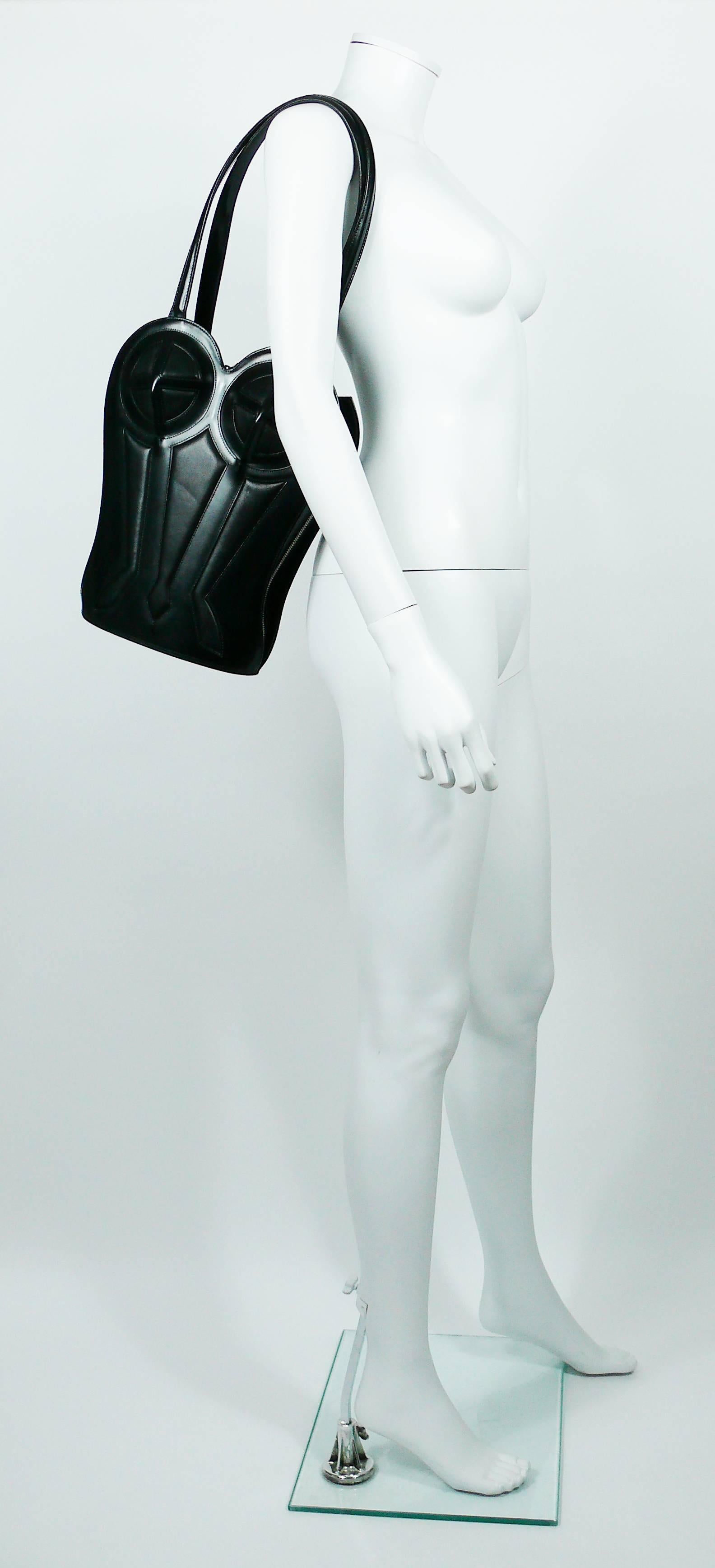 JEAN PAUL GAULTIER rare 1998 iconic black leather bustier shoulder handbag.

This handbag features :
- Bustier/corset design with cone breast
- Center zippered closure allowing complete opening of the bag
- Black signature lining
- Two inner pockets