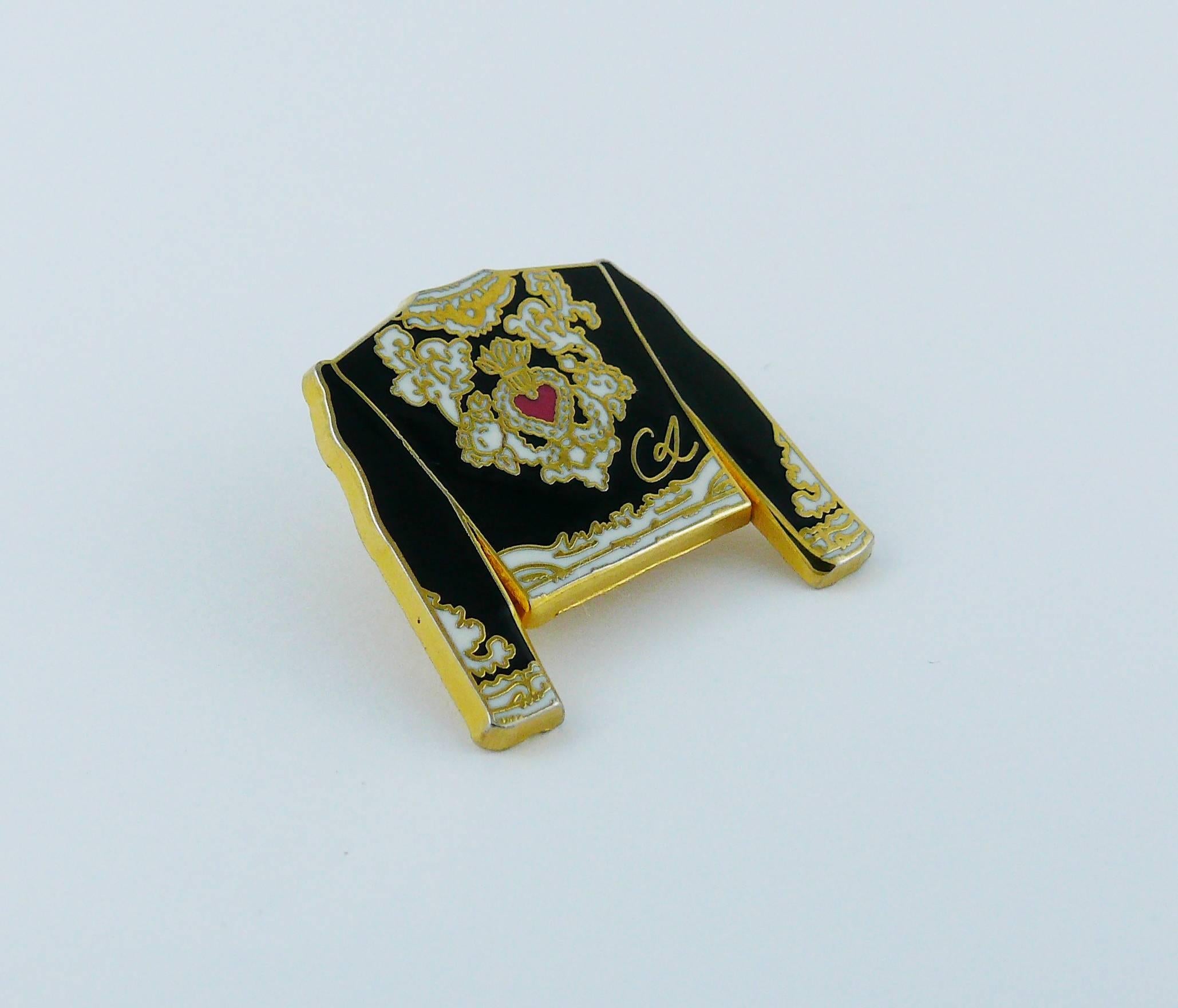 CHRISTIAN LACROIX vintage enamel toreador jacket pin brooch.

Marked CHRISTIAN LACROIX and ARTHUS BERTRAND.

Indicative measurements : max. height approx. 2.3 cm (0.91 inch) / width approx. 2.2 cm (0.87 inch).

JEWELRY CONDITION CHART
- New or never