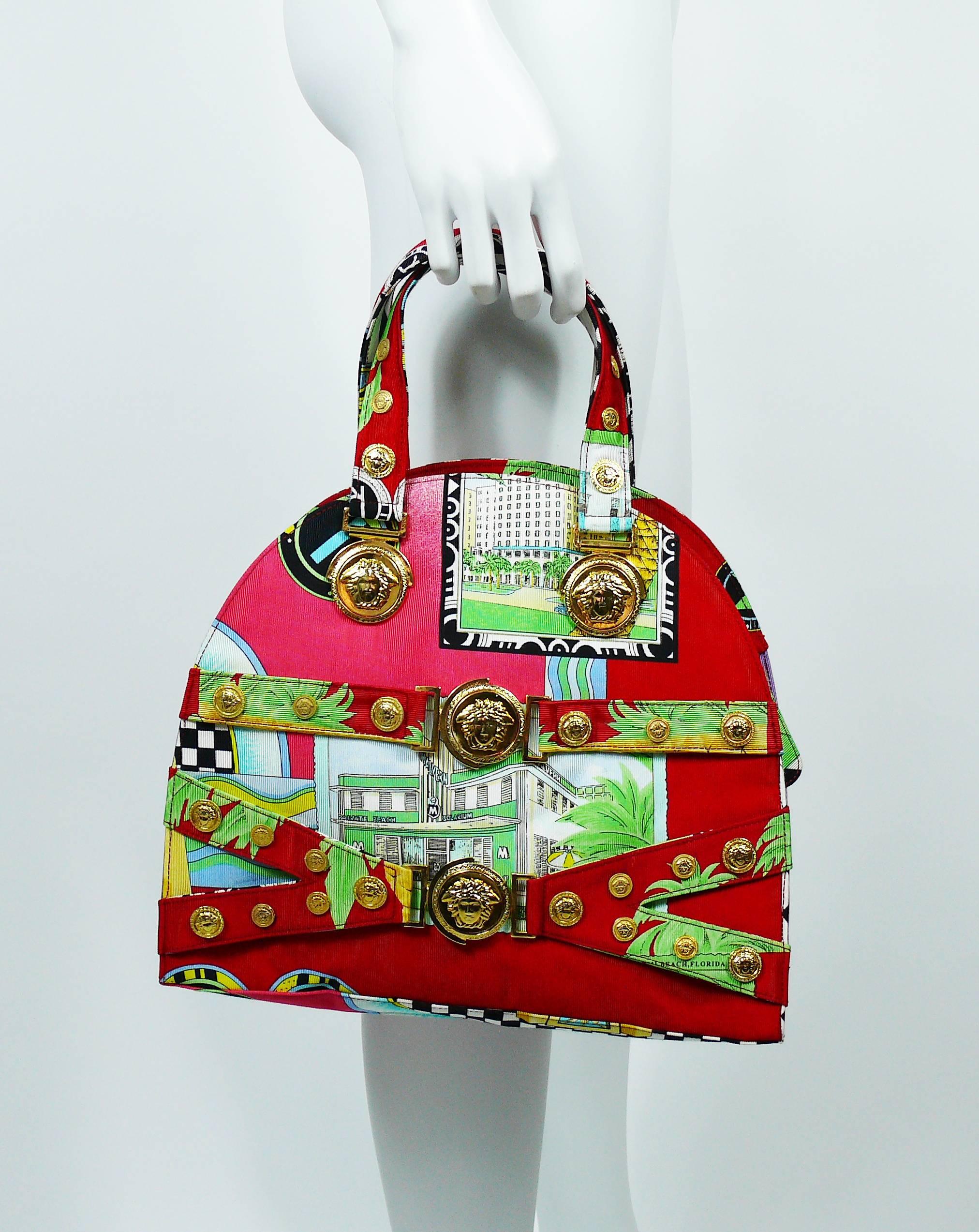 Gianni Versace Couture Vintage 1990s Miami Print Bag In Good Condition In Nice, FR
