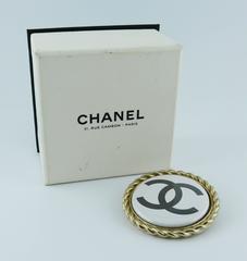 Chanel Broche avec logo, printemps 2008