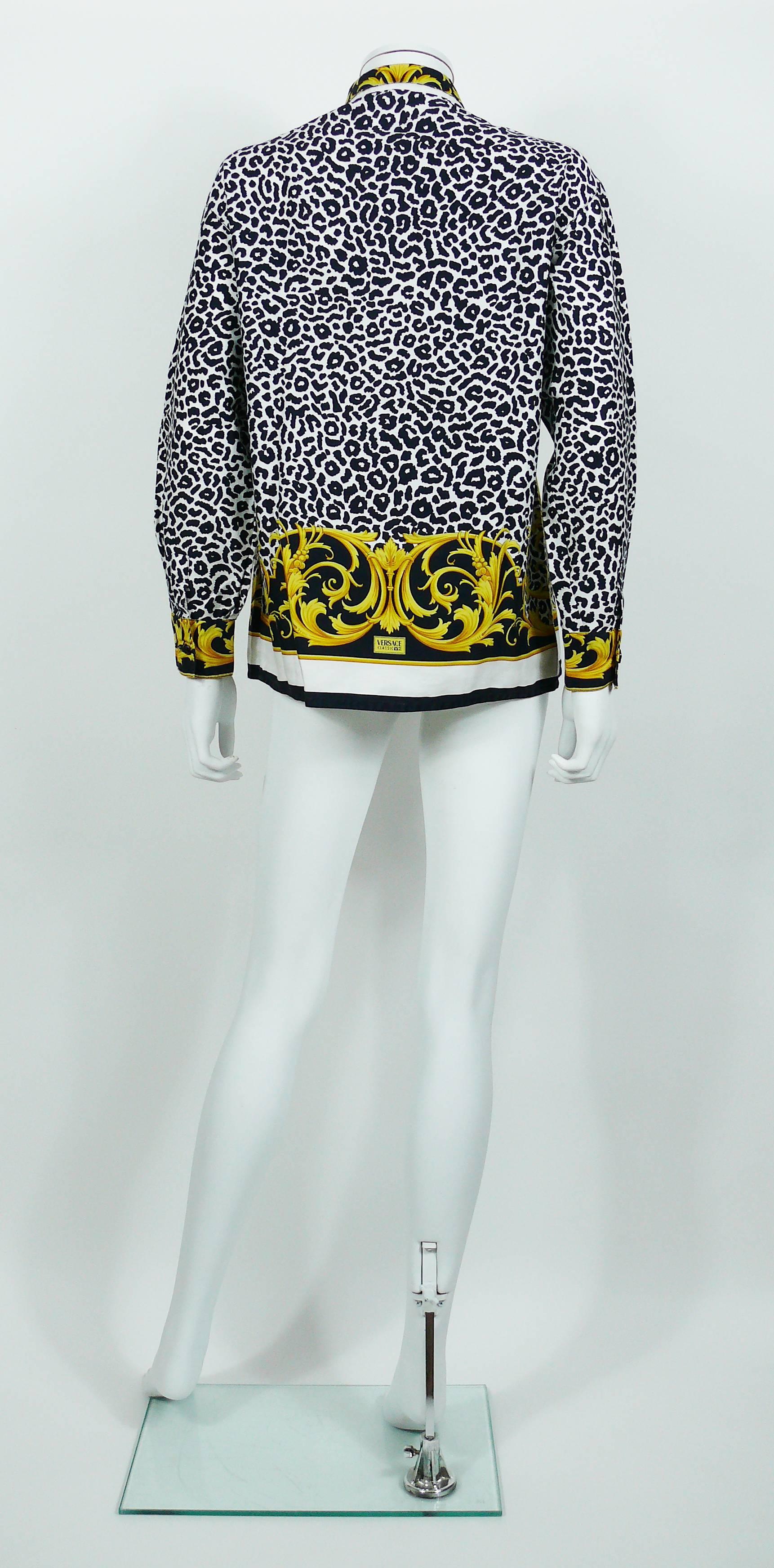 Versace Classic V2 Vintage Baroque Leopard Print Cotton Shirt Unisex Size 42 In Excellent Condition For Sale In Nice, FR