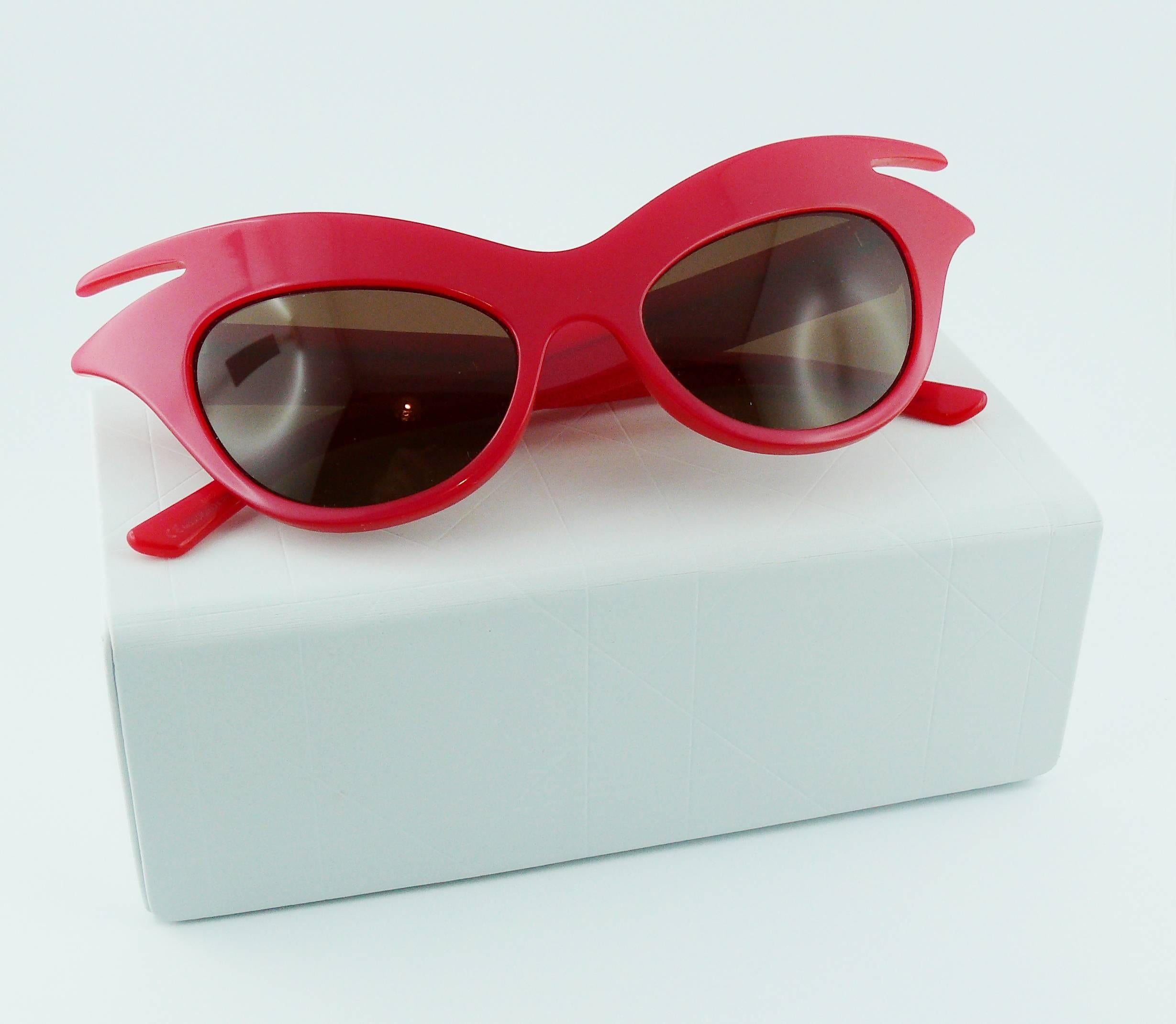 Christian Dior Miss Dior Cherie Limited Edition Himbeerrot Sonnenbrille Damen