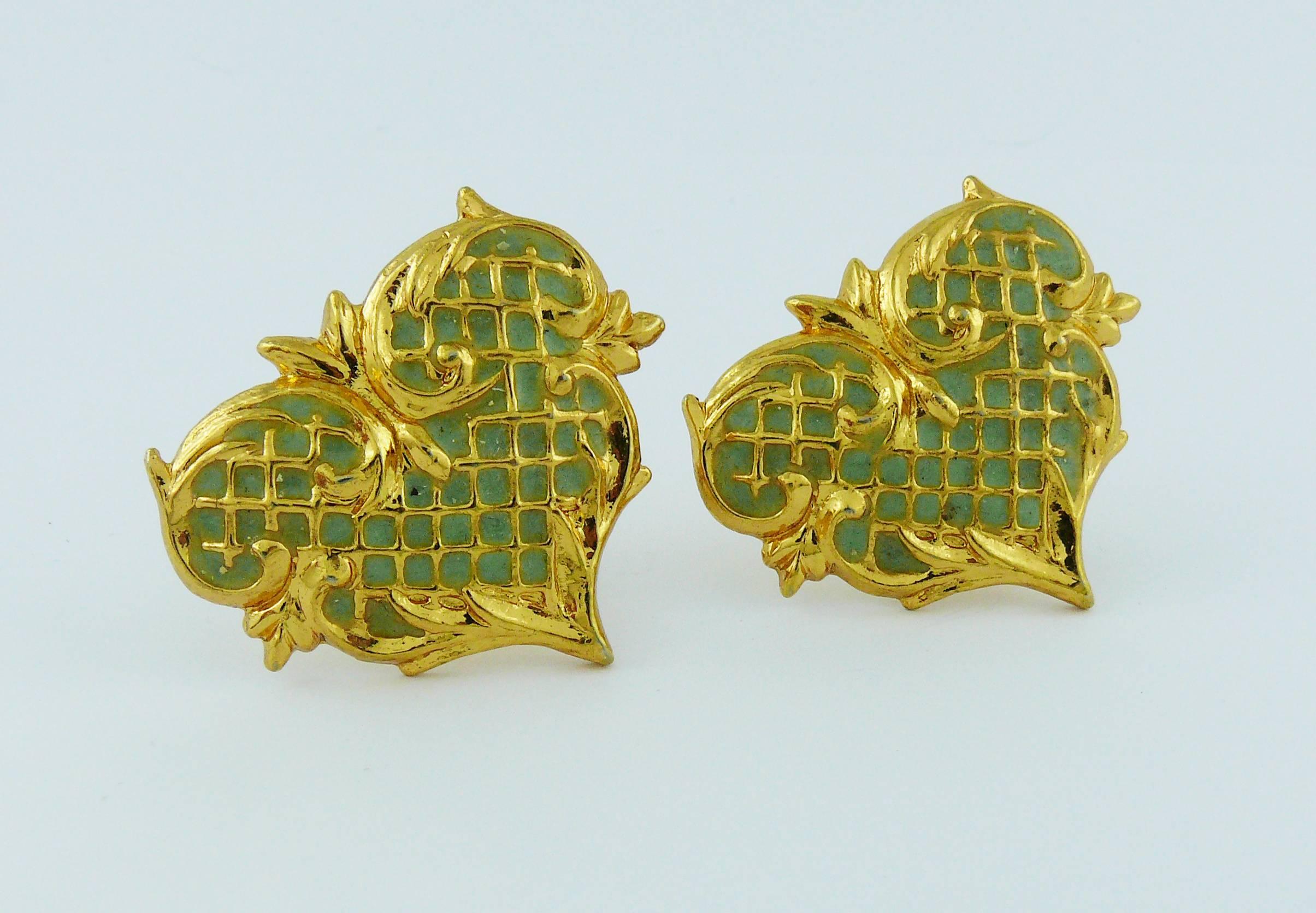 Christian Lacroix Vintage Baroque Heart Clip-on Earrings In Excellent Condition In Nice, FR