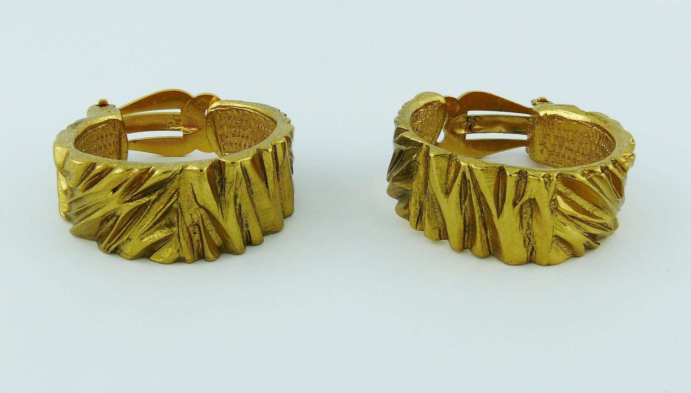 Women's Yves Saint Laurent YSL Vintage Ribbed Gold Tone Hoop Earrings