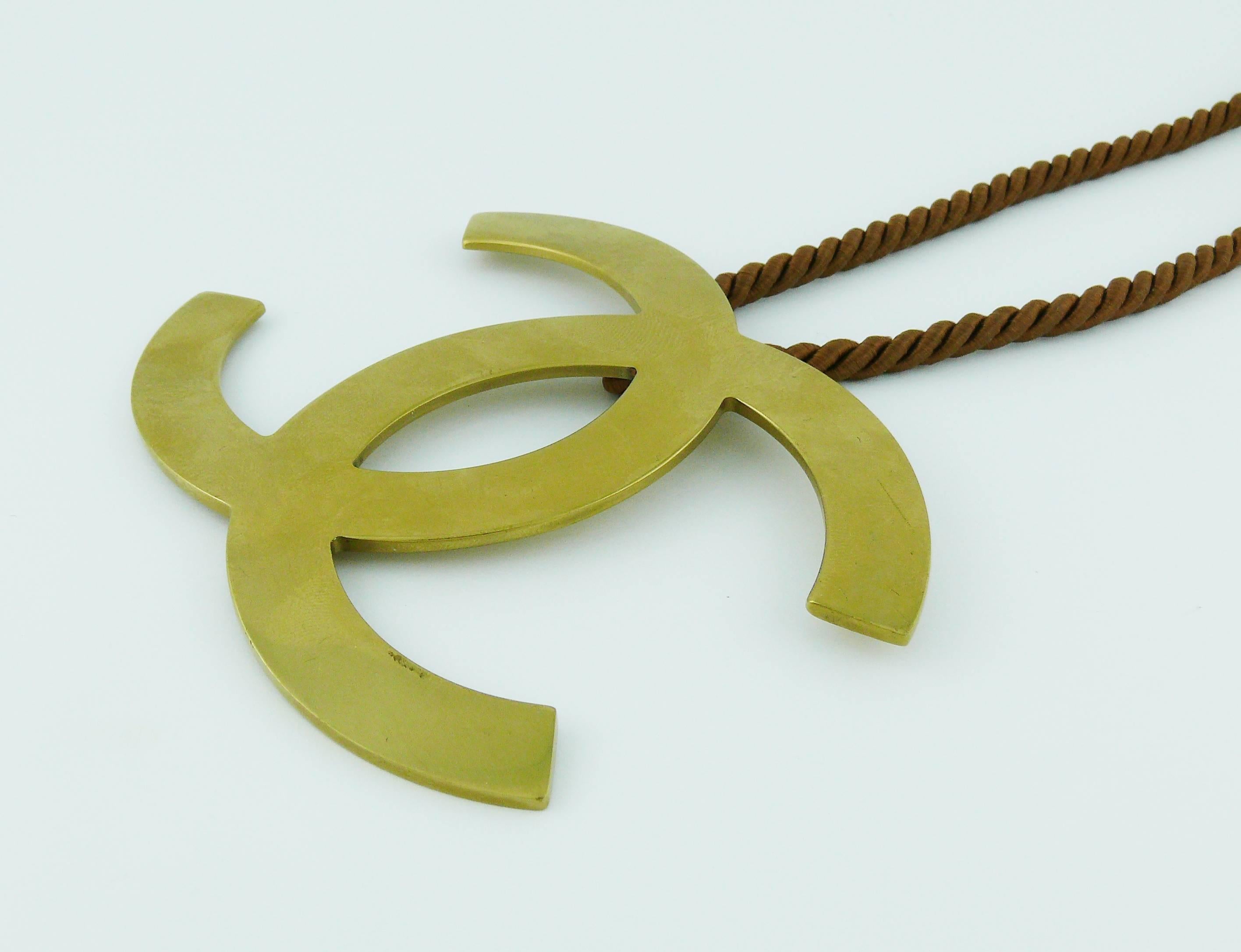 Women's Chanel Runway Jumbo CC Logo Necklace RTW Spring Summer 2005