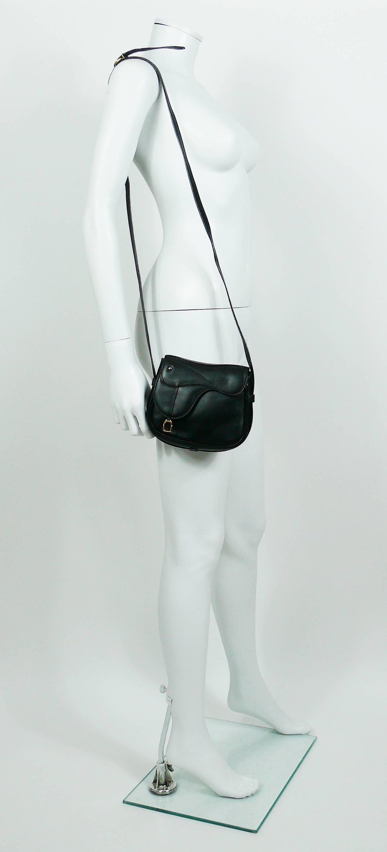 Gucci Vintage Convertible Black Leather Saddle Bag Belt at 1stDibs