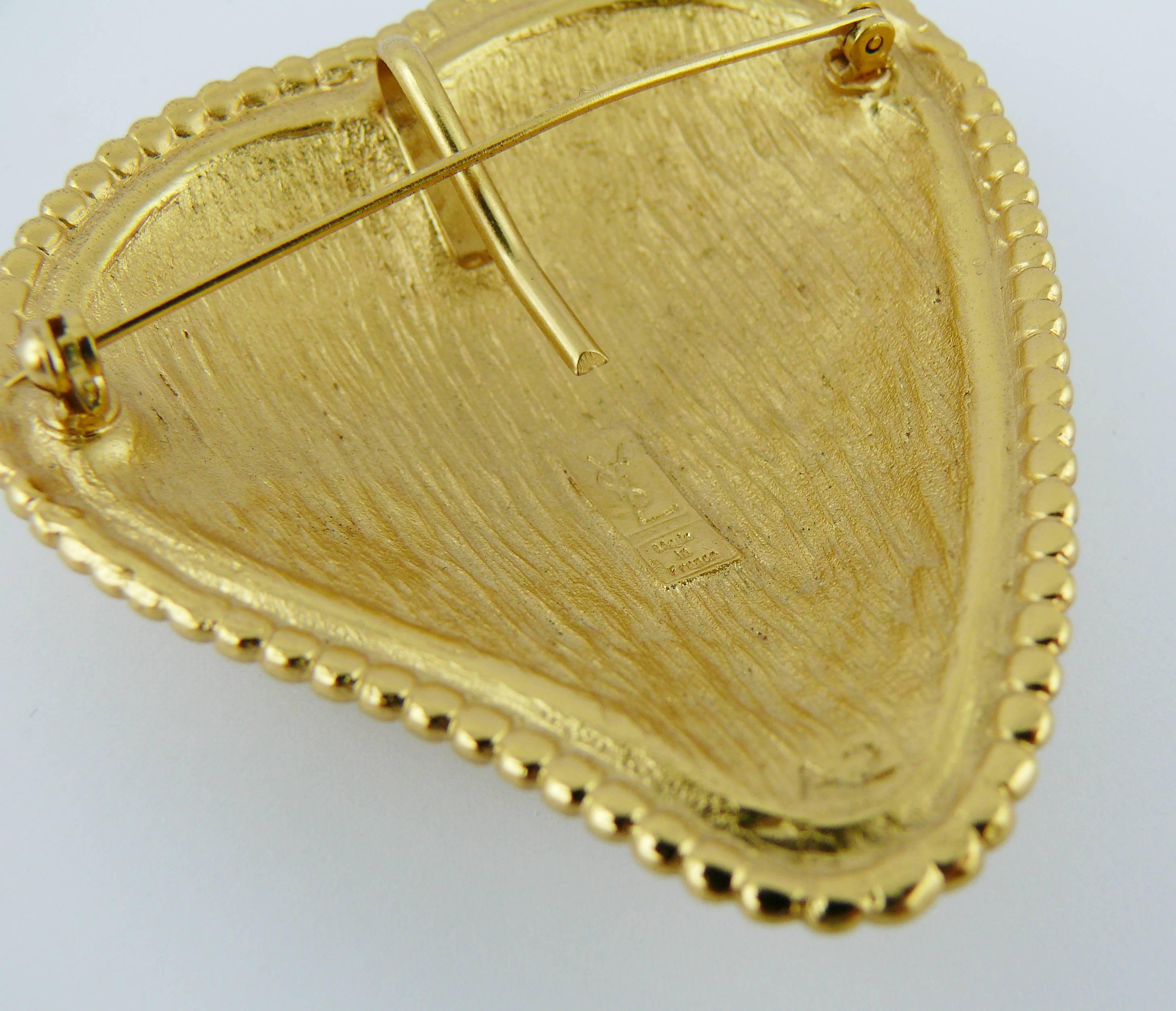 Yves Saint Laurent YSL Vintage Textured Heart Brooch Pendant For Sale 2