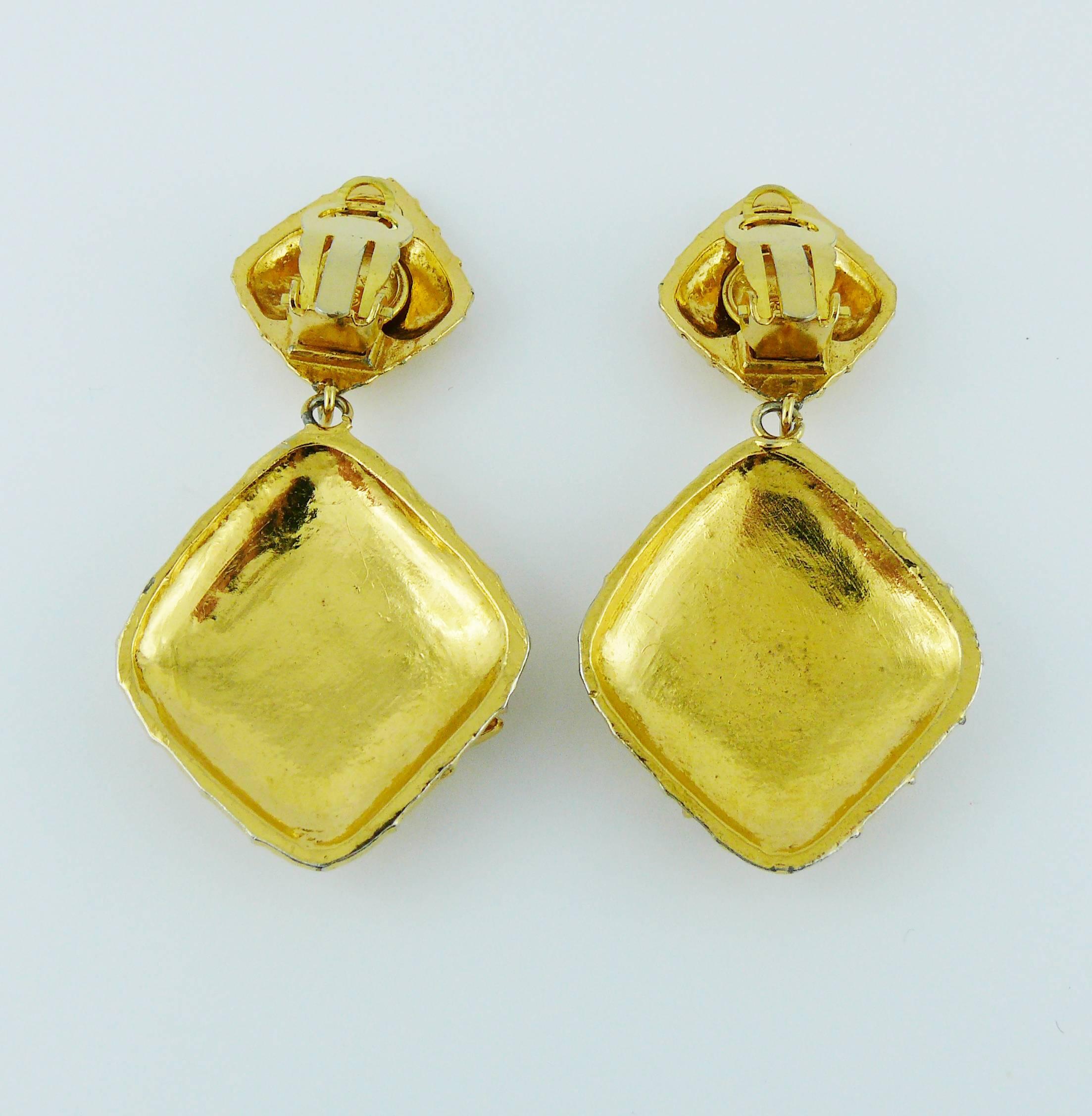 Chanel Vintage Gold Tone Quilted Bow Dangling Earrings 2