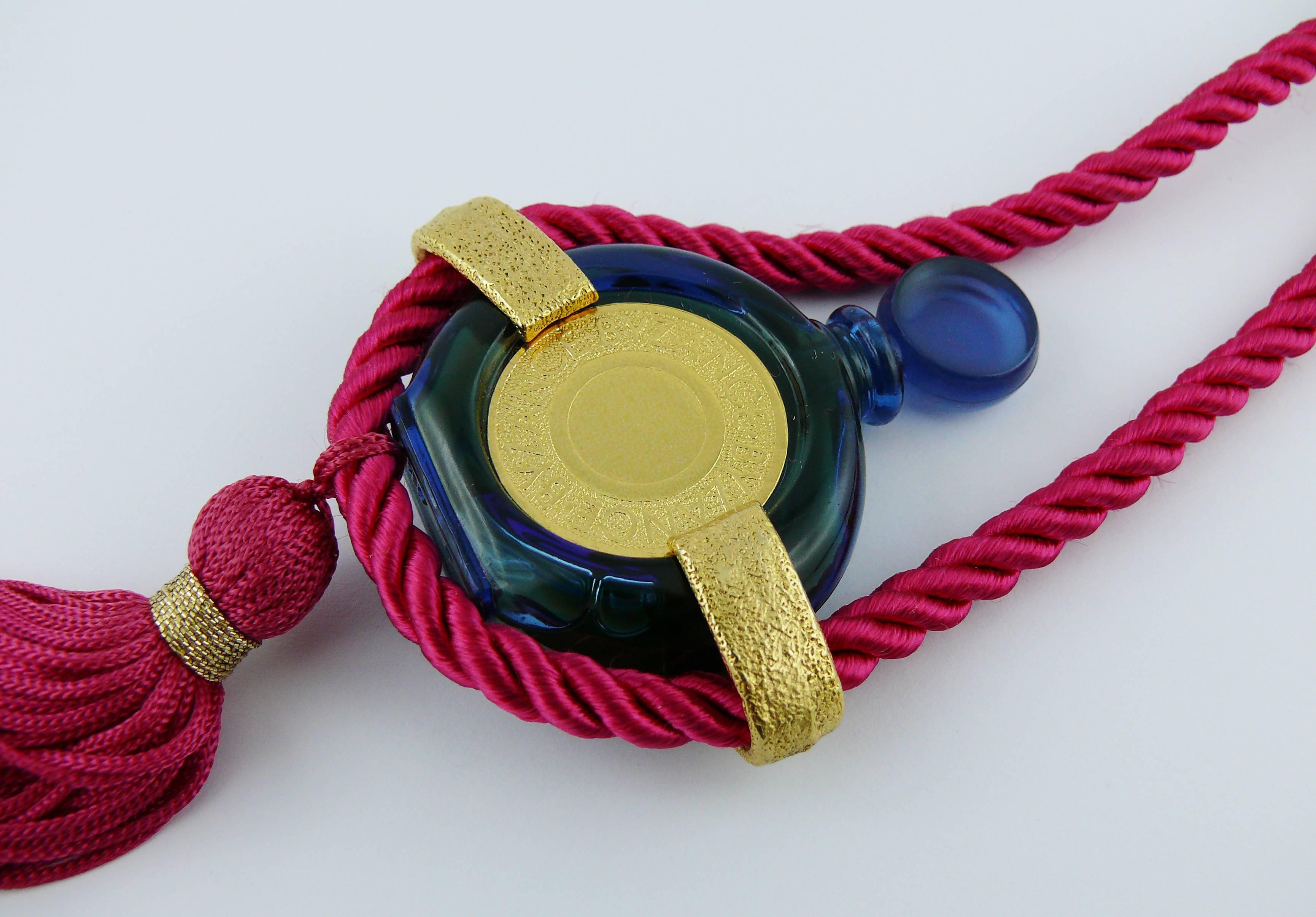 Rochas Vintage Collier bouteille miniature à pompons Byzance en vente 1