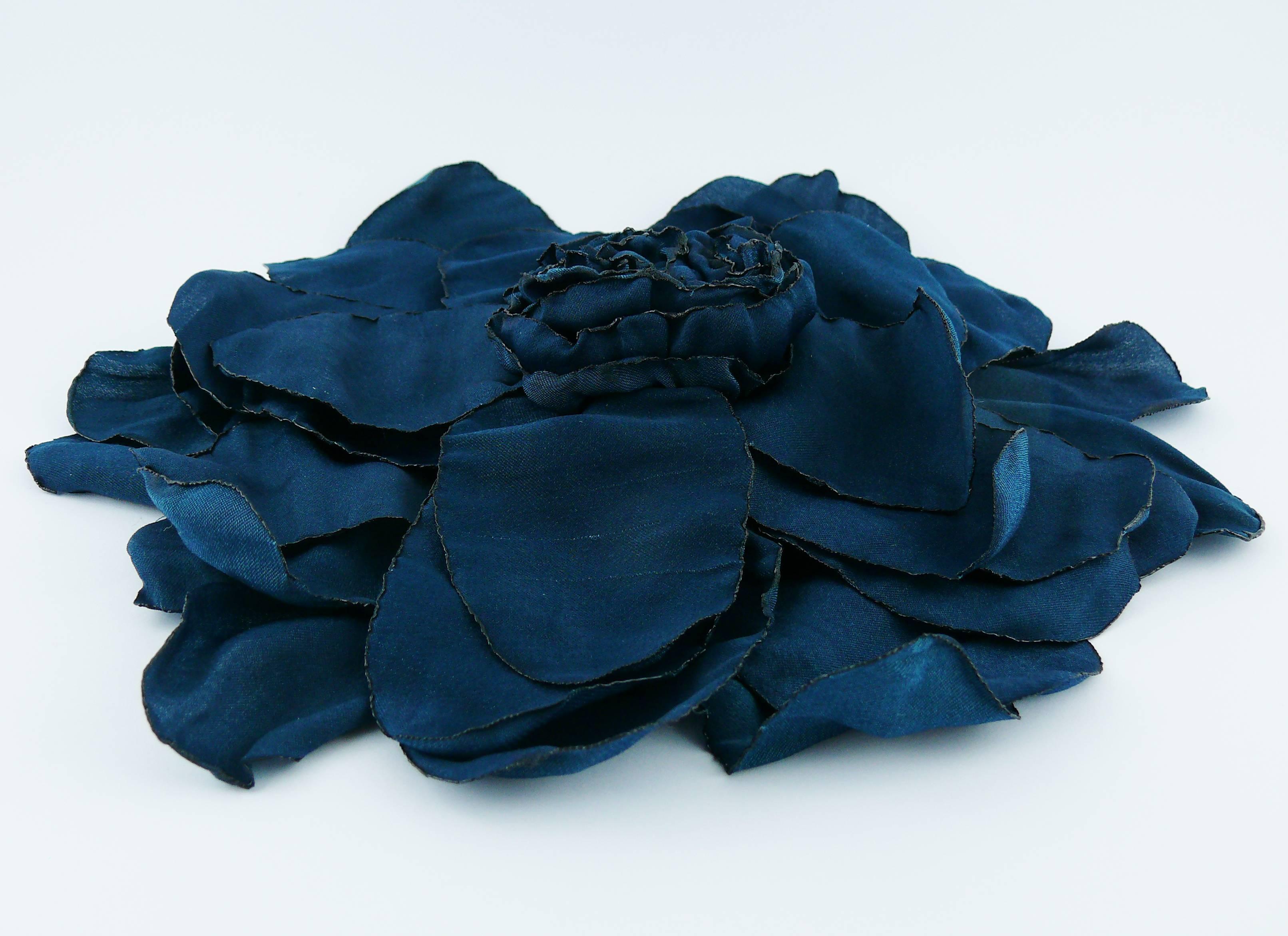 Lanvin Oversized Blue Silk Flower Brooch In Excellent Condition In Nice, FR