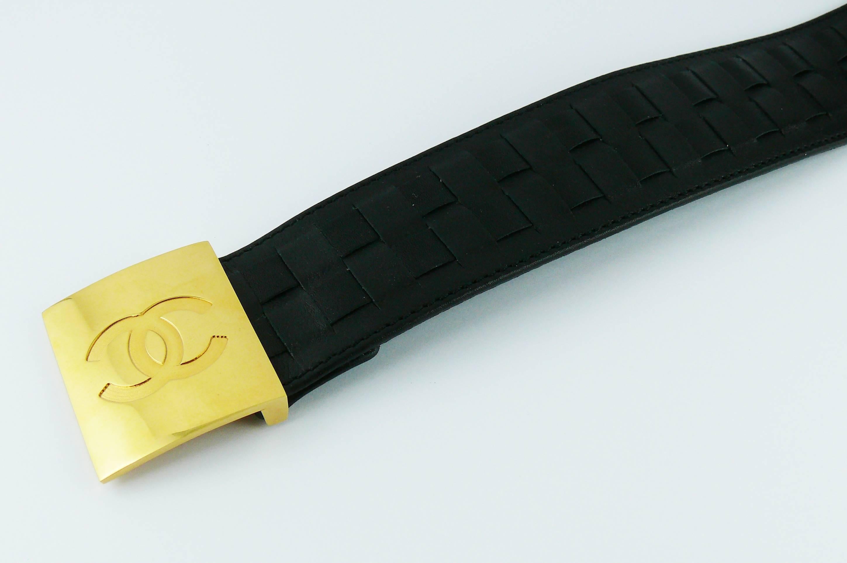 Chanel Vintage Black Braided Calf Leather Belt with CC Buckle Spring 1997 In Excellent Condition In Nice, FR