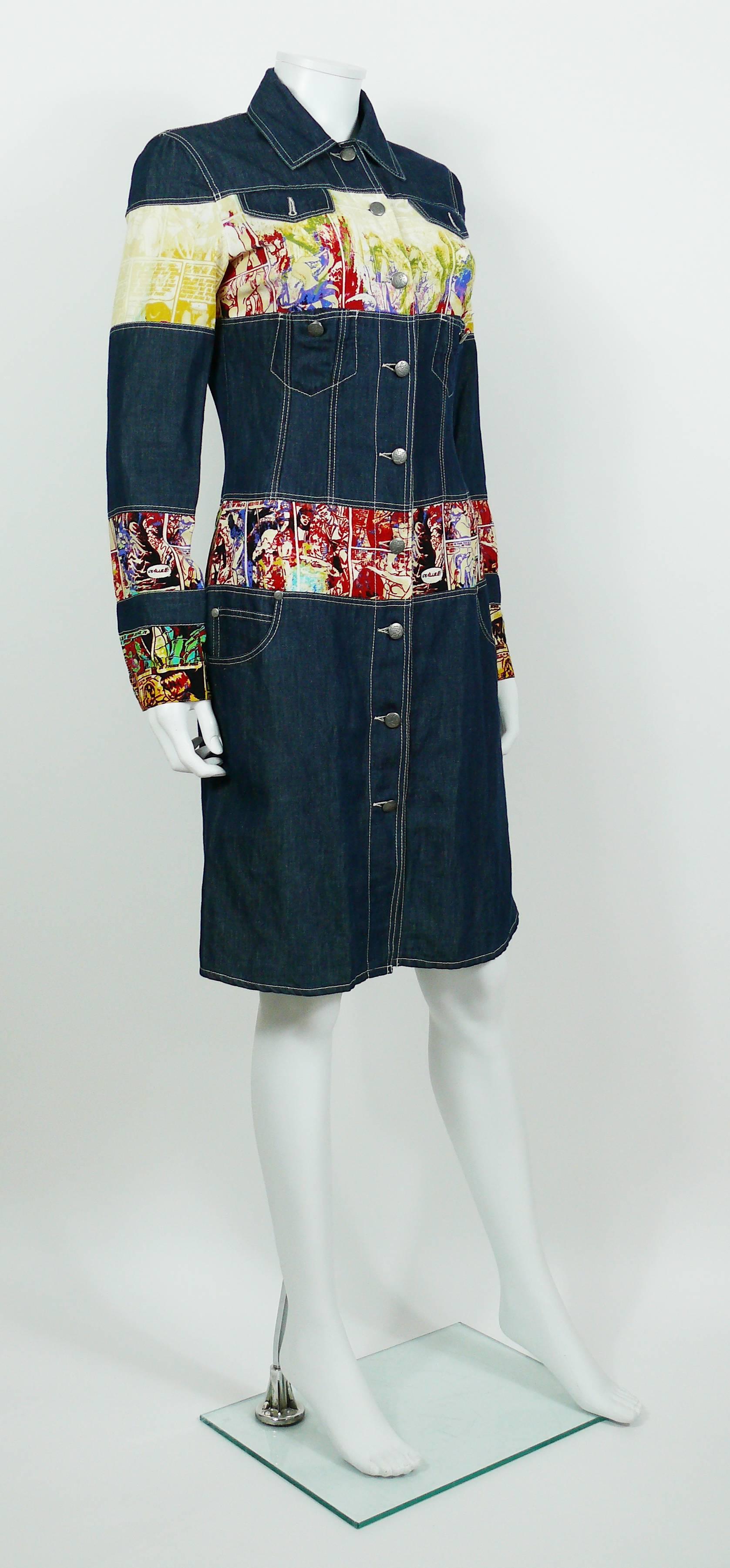 JEAN PAUL GAULTIER vintage comics print denim coat dress.

Signature JPG button and rivets.

Label reads JPG JEAN'S Paris.
Made in Italy.

Missing size tag.
Please refer to measurements.

Composition tag reads : 40% Viscose / 35% Coton / 25%