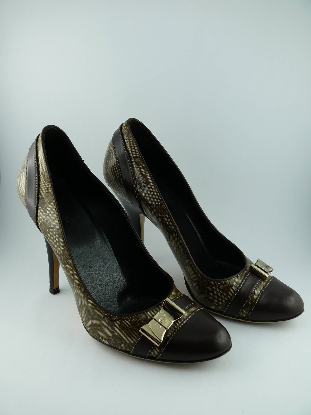 vintage gucci monogram heels