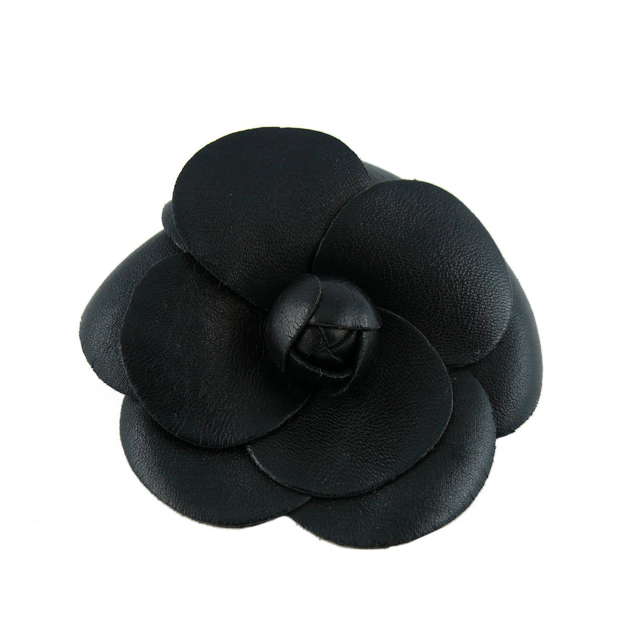 Chanel brooch camellia - WJLUXURIES