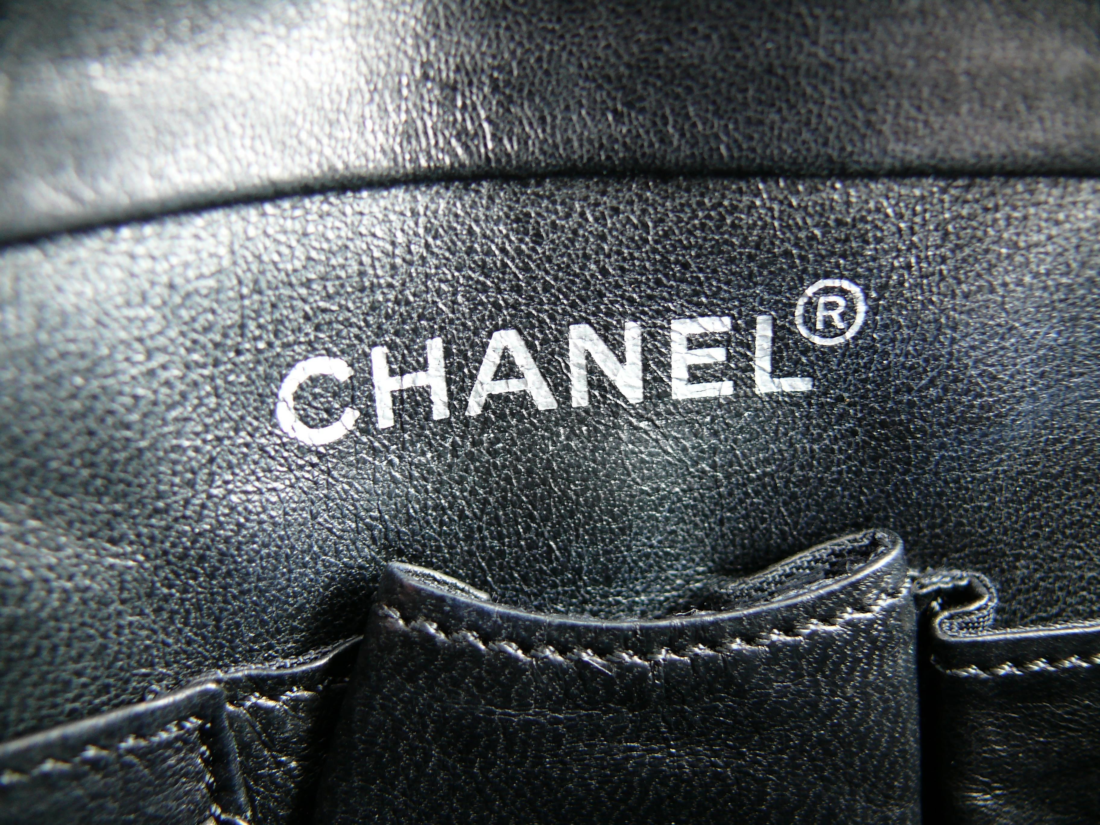 Chanel Rare Schwarz Leder Mademoiselle Postkarte Umschlagtasche Damen