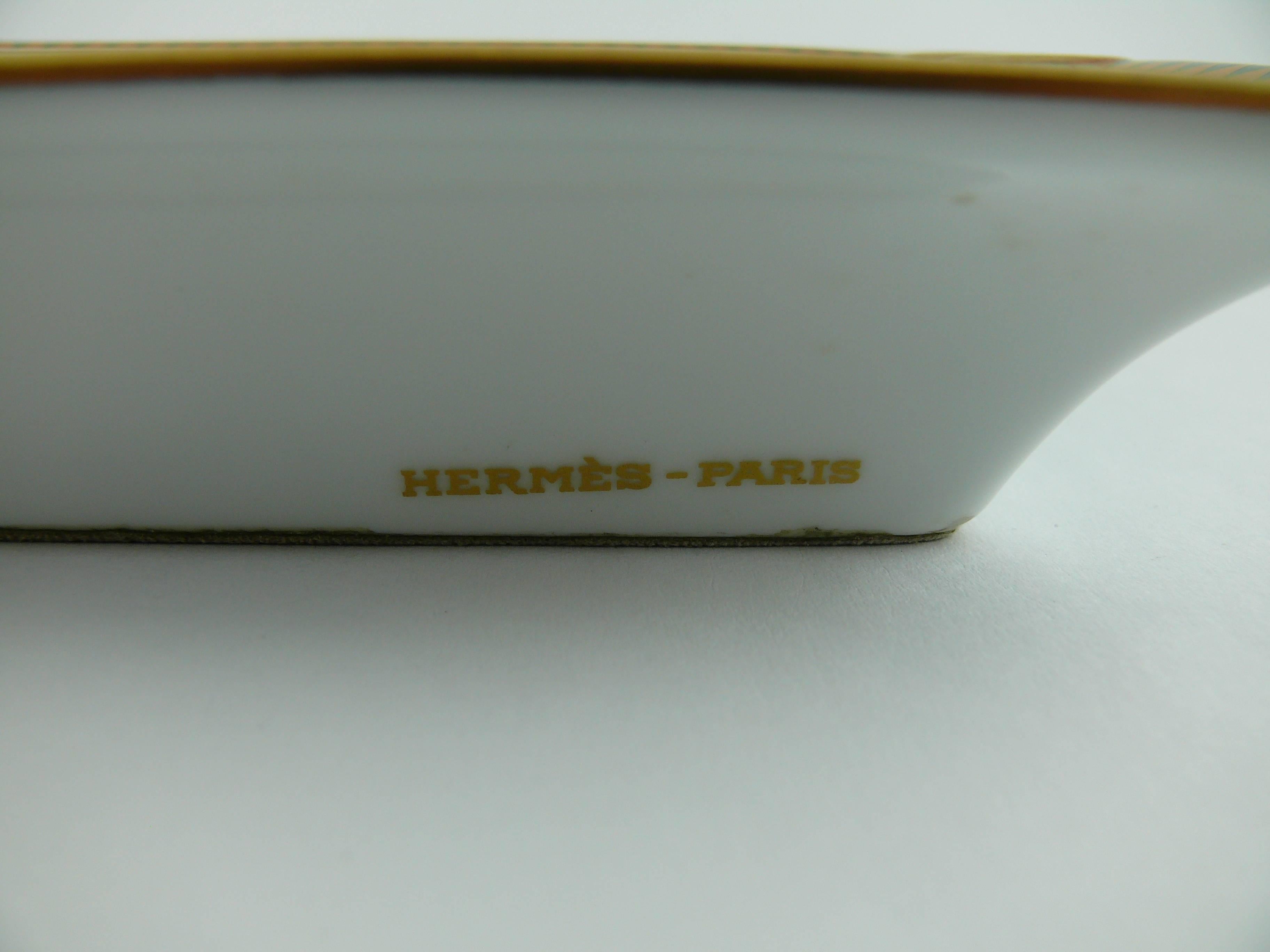 Beige Hermes Equestrian Large Porcelain Cigar Ashtray Pin Tray