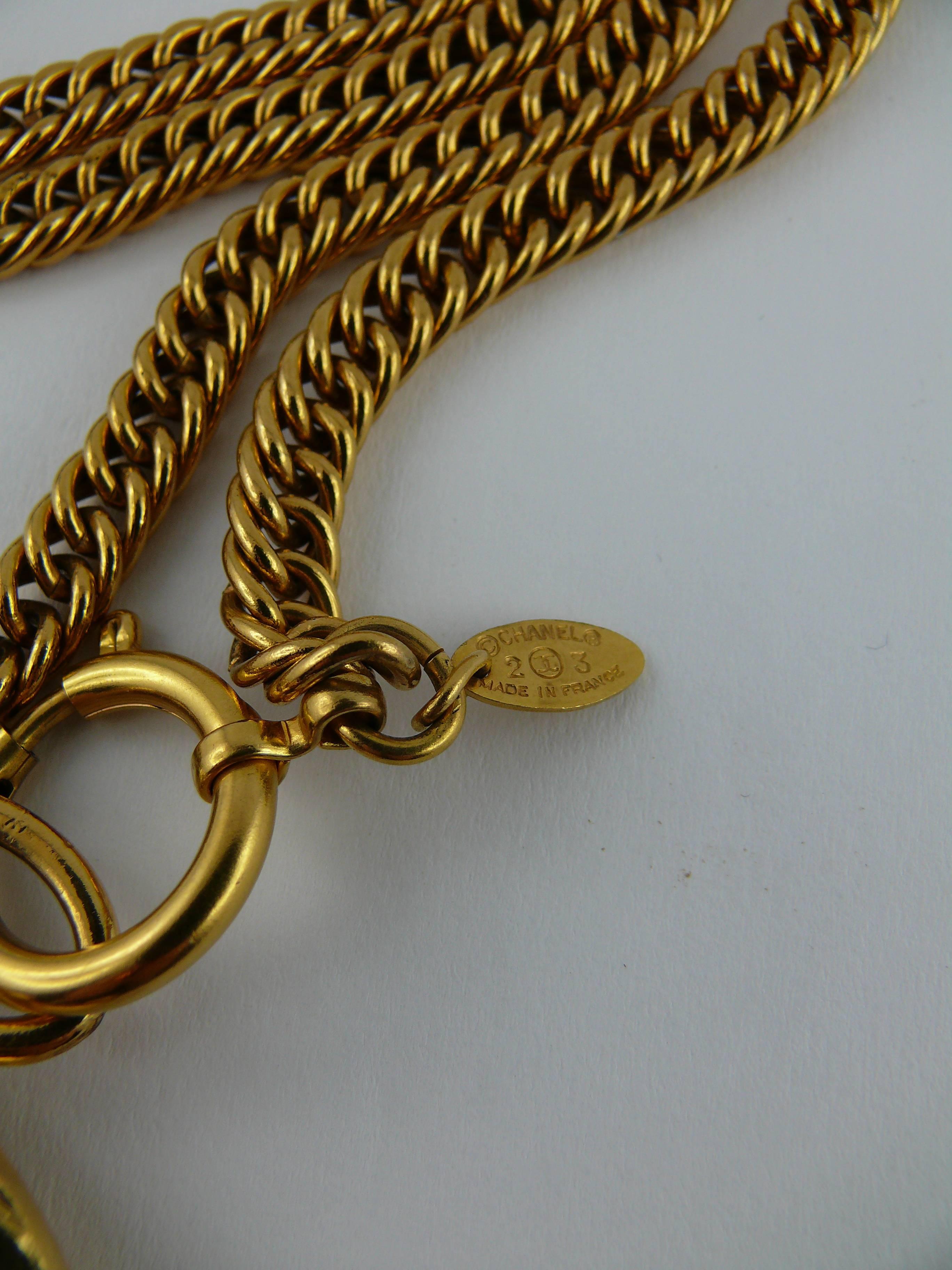 Chanel Vintage Chunky Chain Link Magnifying Glass Sautoir Necklace In Good Condition For Sale In Nice, FR
