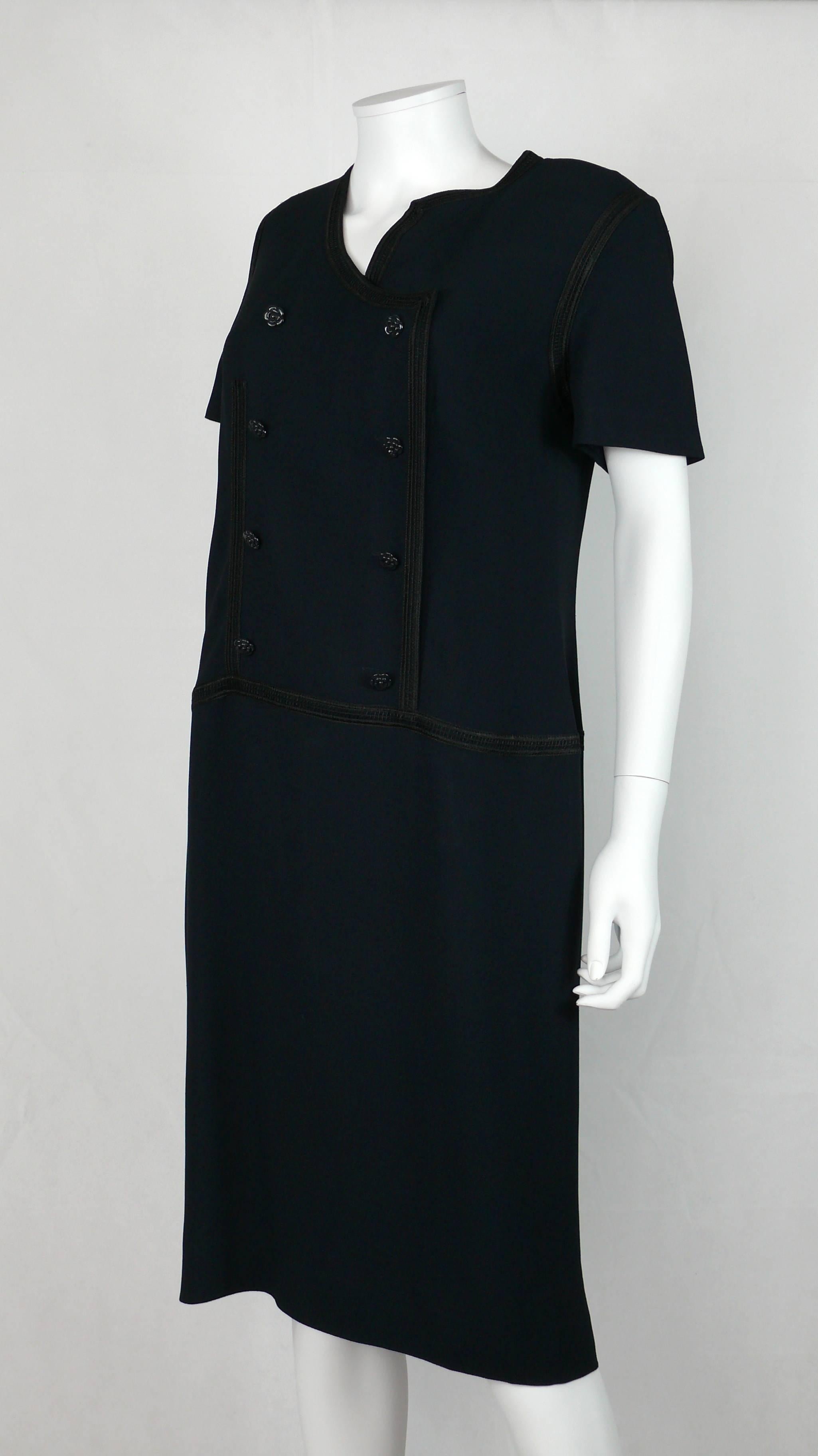 Robe asymétrique bleu marine de la collection Cruise de Chanel 2002 Bon état - En vente à Nice, FR