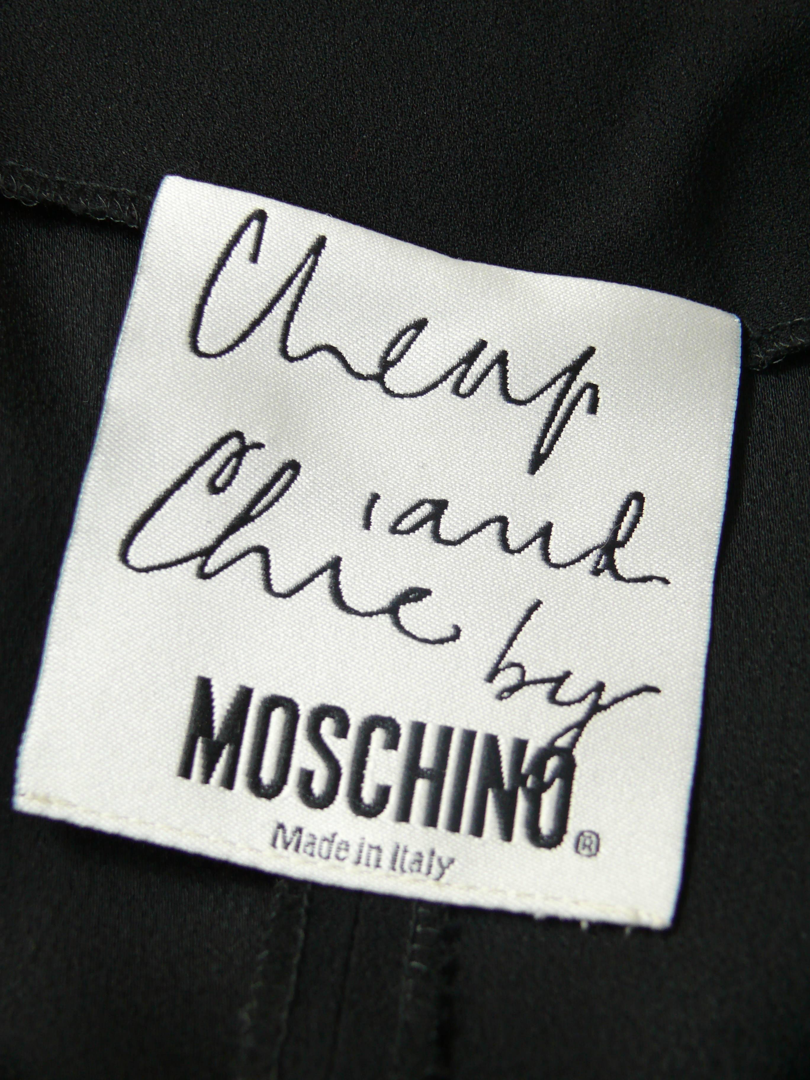 Moschino Vintage Iconic Heart Mini Dress 1990s In Good Condition For Sale In Nice, FR