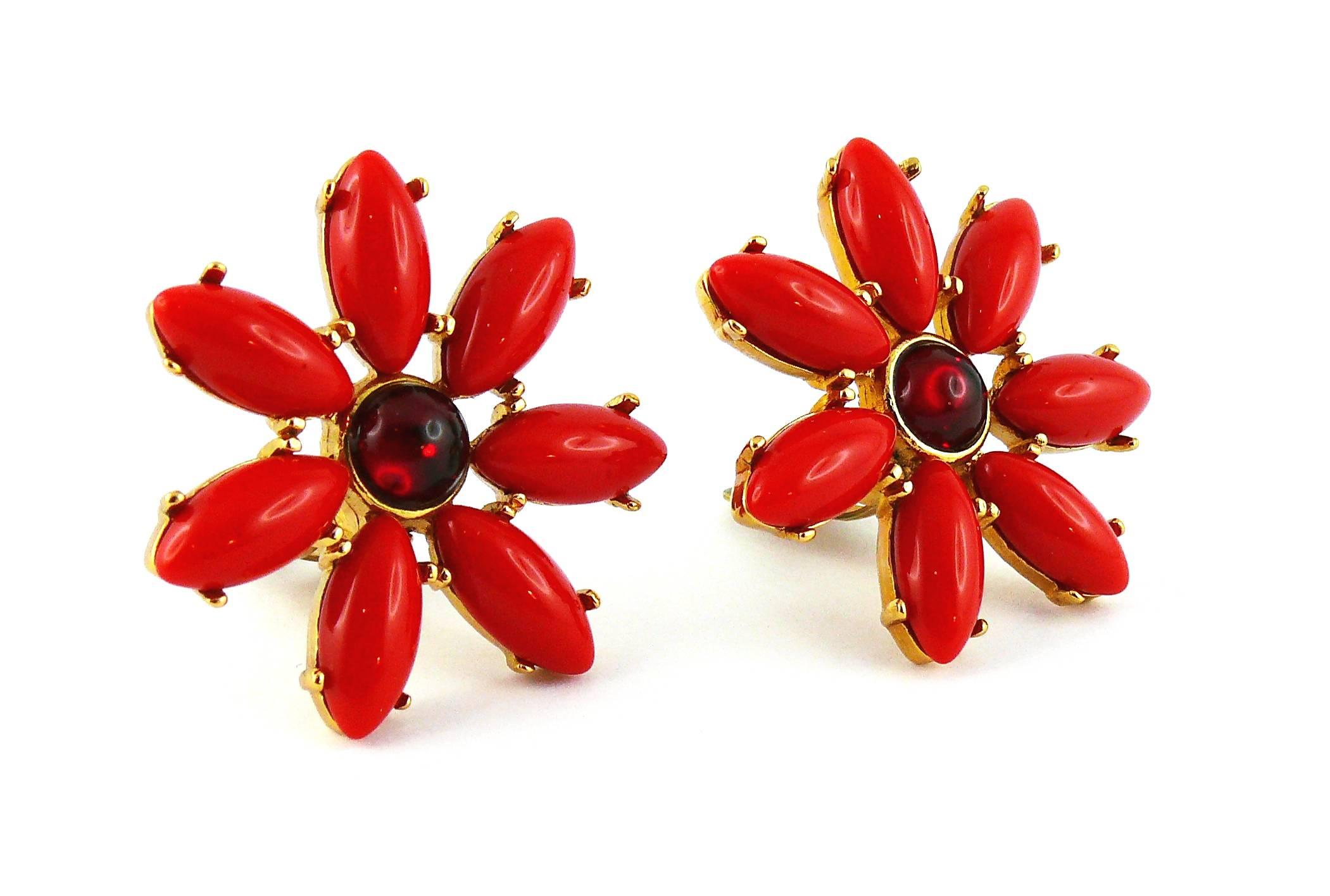 Yves Saint Laurent YSL Vintage Flower Clip-On Earrings In Excellent Condition In Nice, FR