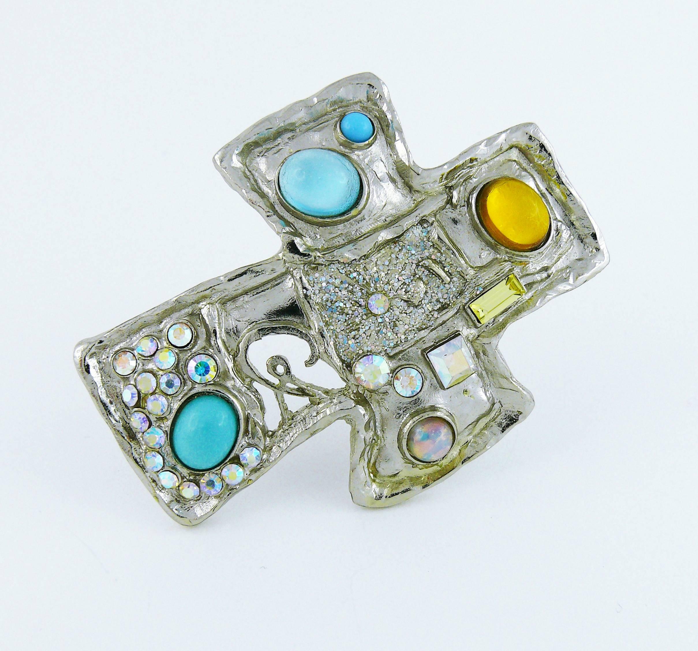 Christian Lacroix Vintage Jewelled Cross Brooch Pendant In Excellent Condition In Nice, FR