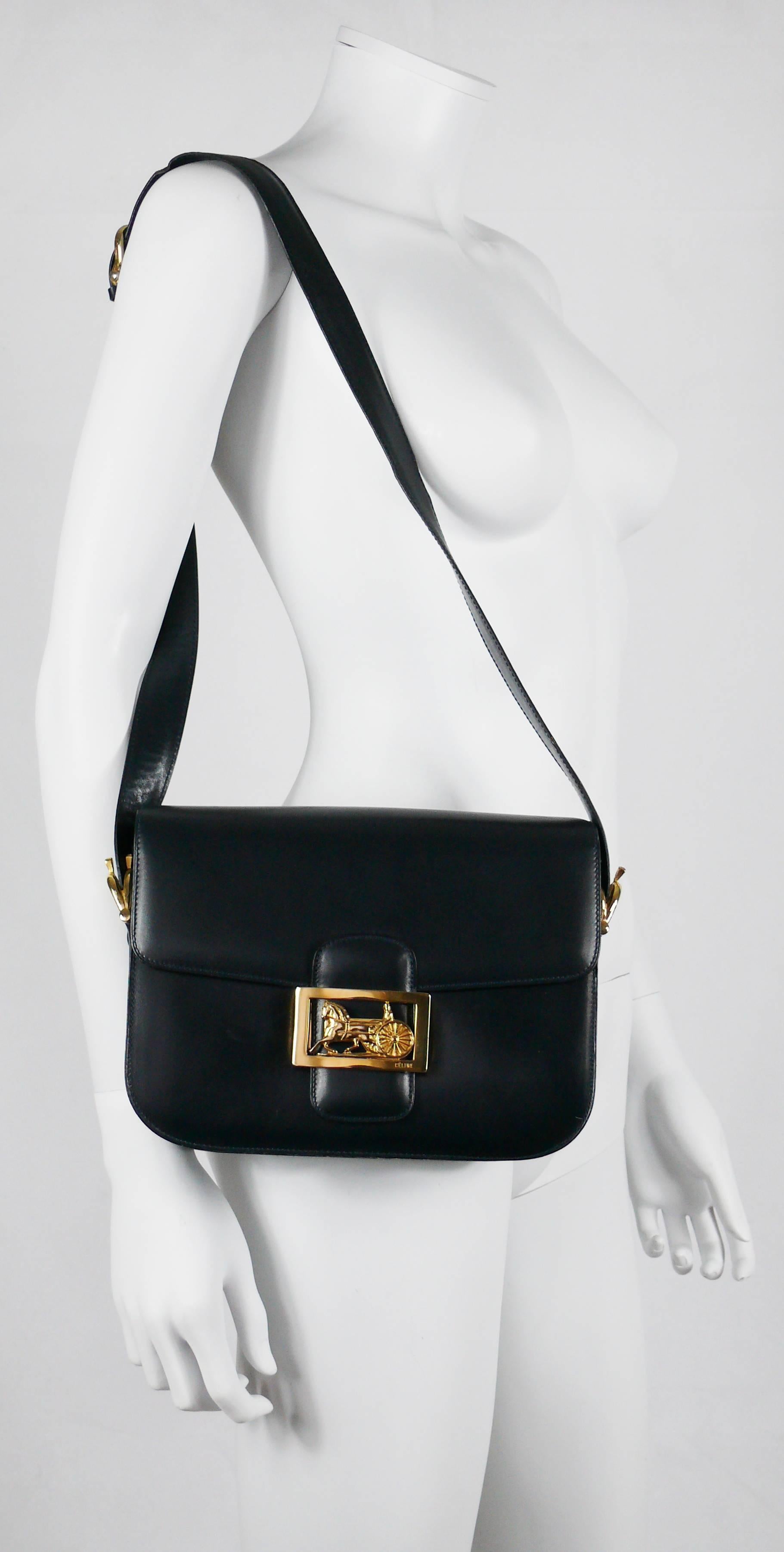Celine Vintage Pferdewagen Schnalle Marineblau Box Leder Umhängetasche (Schwarz)
