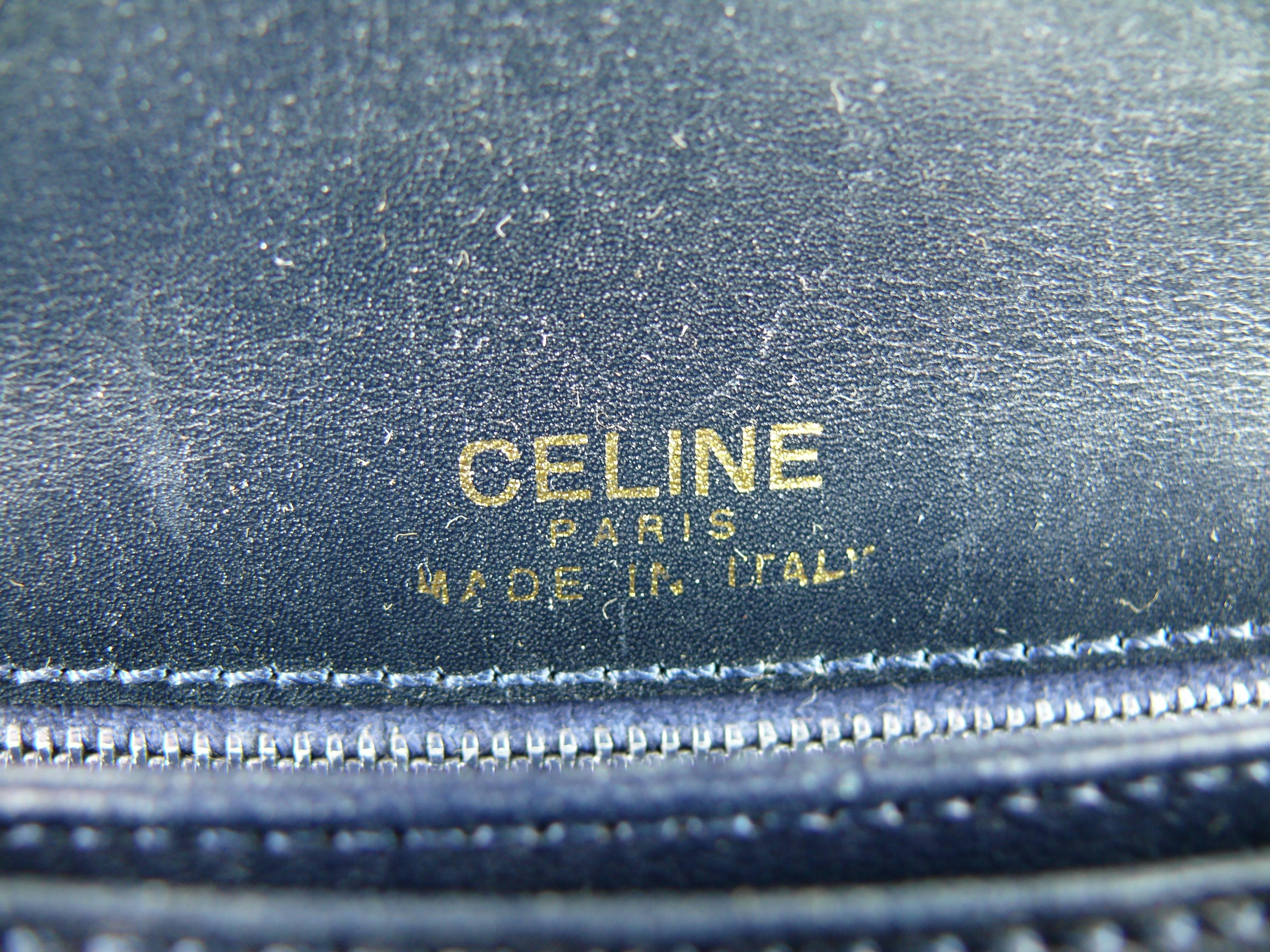 Celine Vintage Pferdewagen Schnalle Marineblau Box Leder Umhängetasche 3