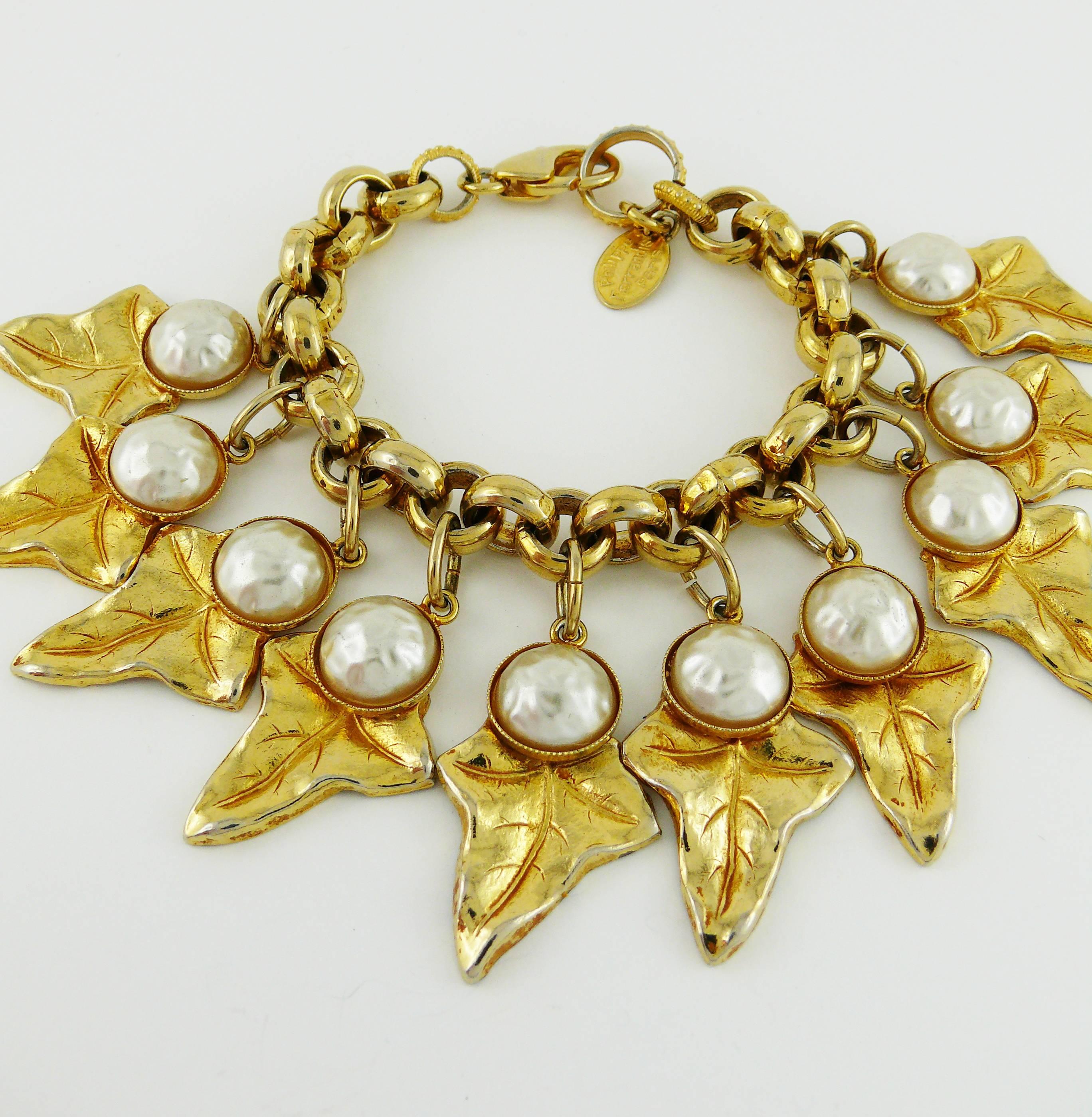 Philippe Ferrandis Vintage Charm Bracelet In Excellent Condition For Sale In Nice, FR