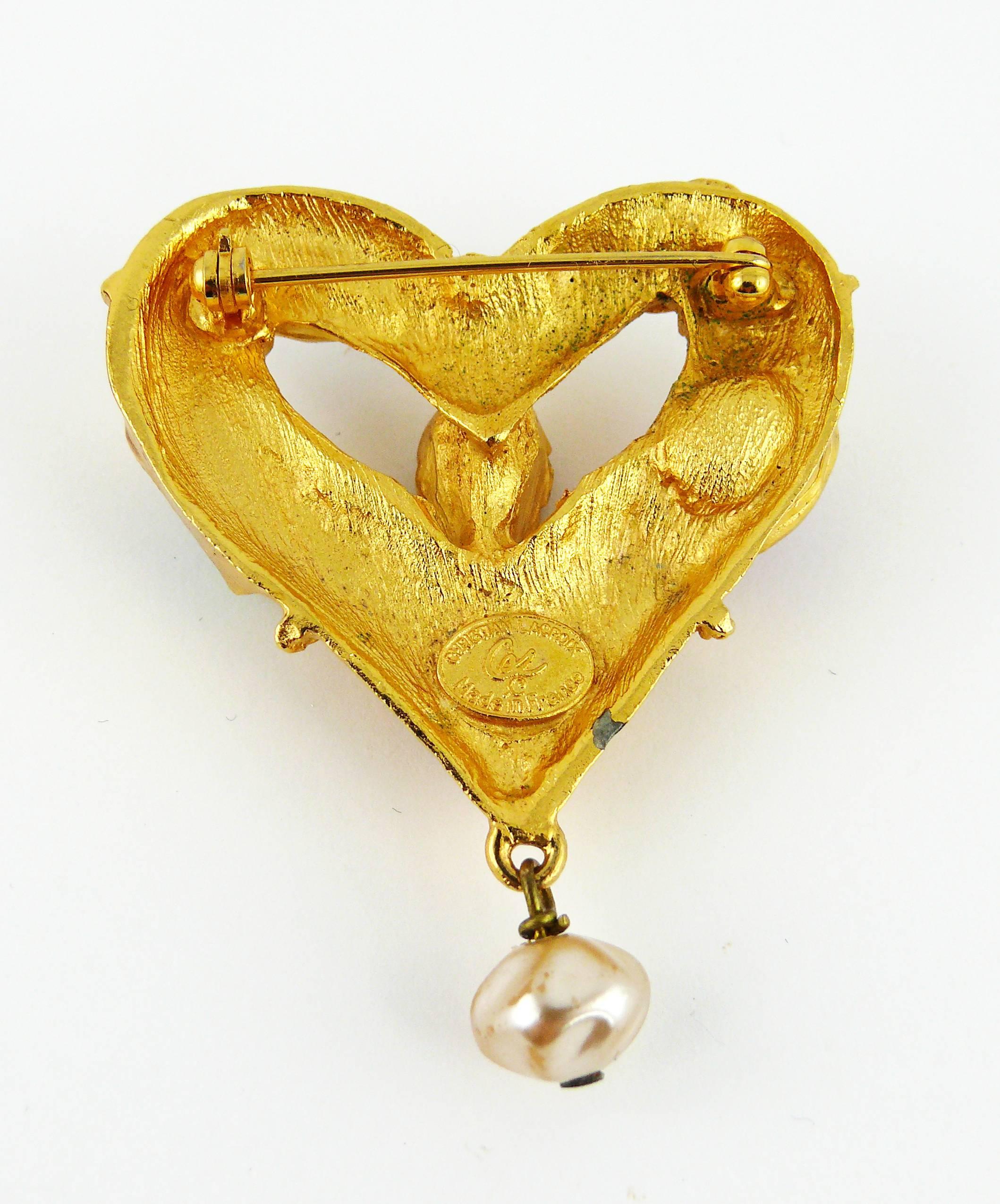 Christian Lacroix Vintage Jewelled Heart Brooch In Good Condition In Nice, FR
