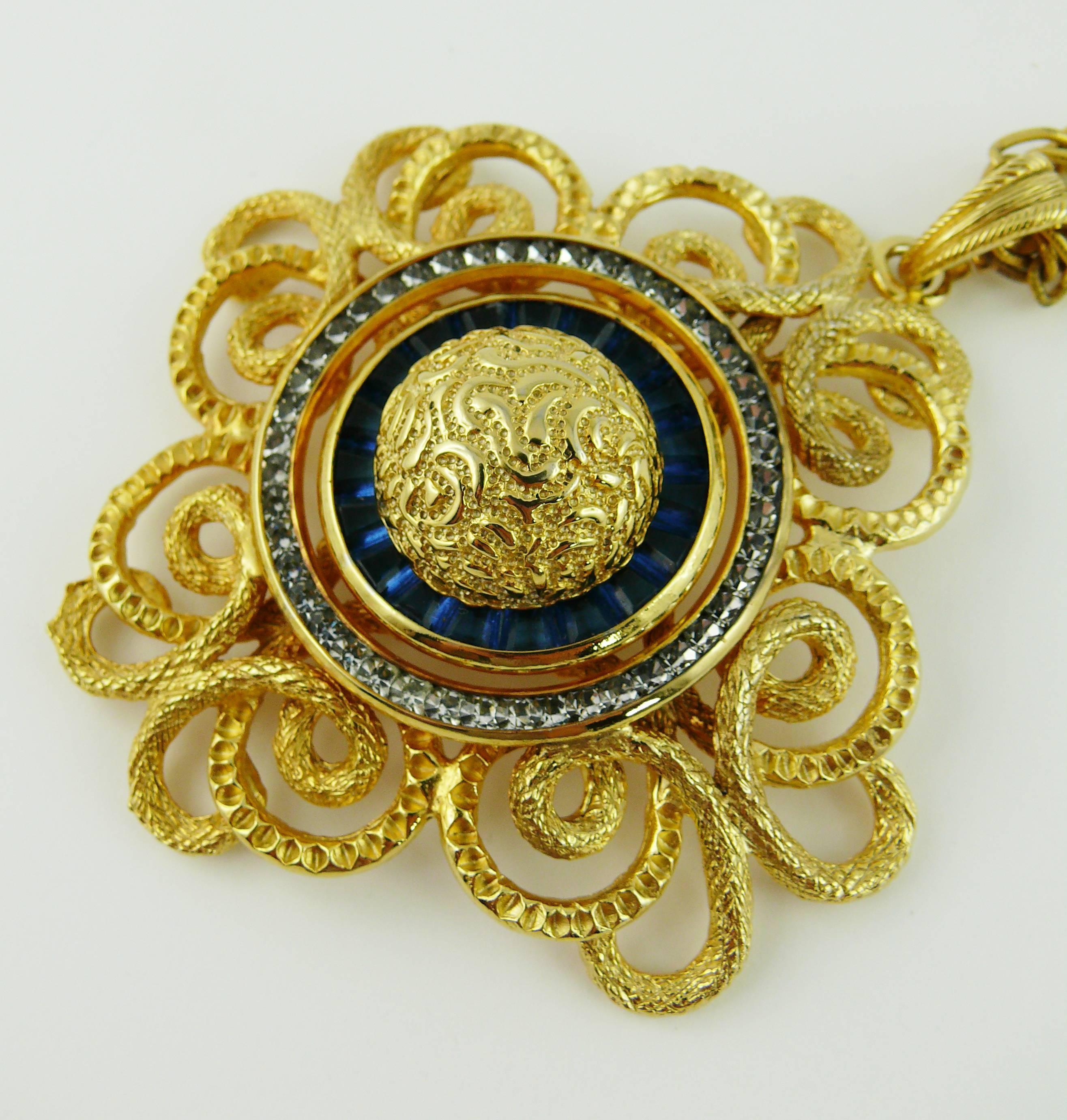pendent of lucien