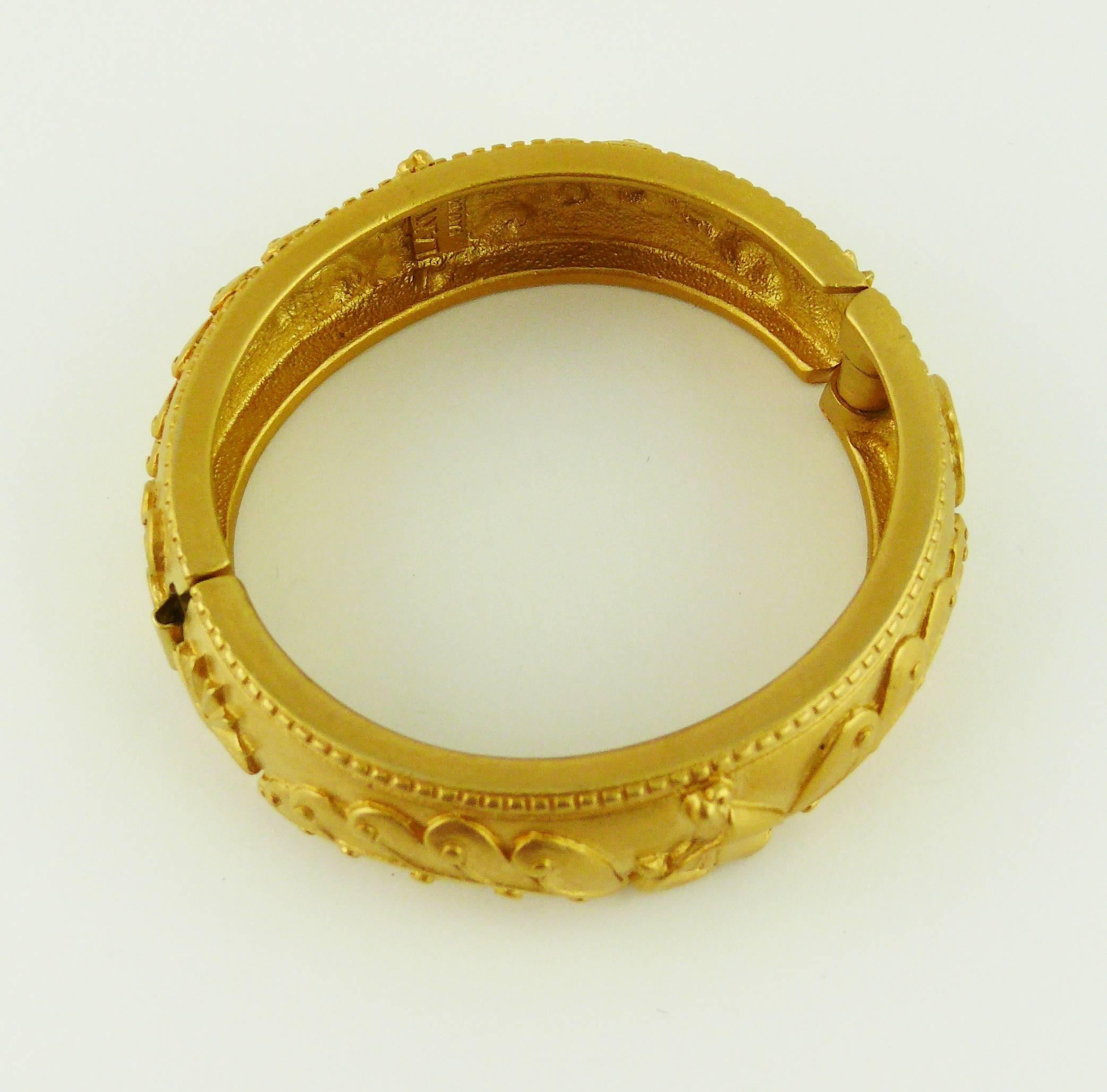 Lanvin Vintage Gold Toned Arpege Bracelet For Sale 1