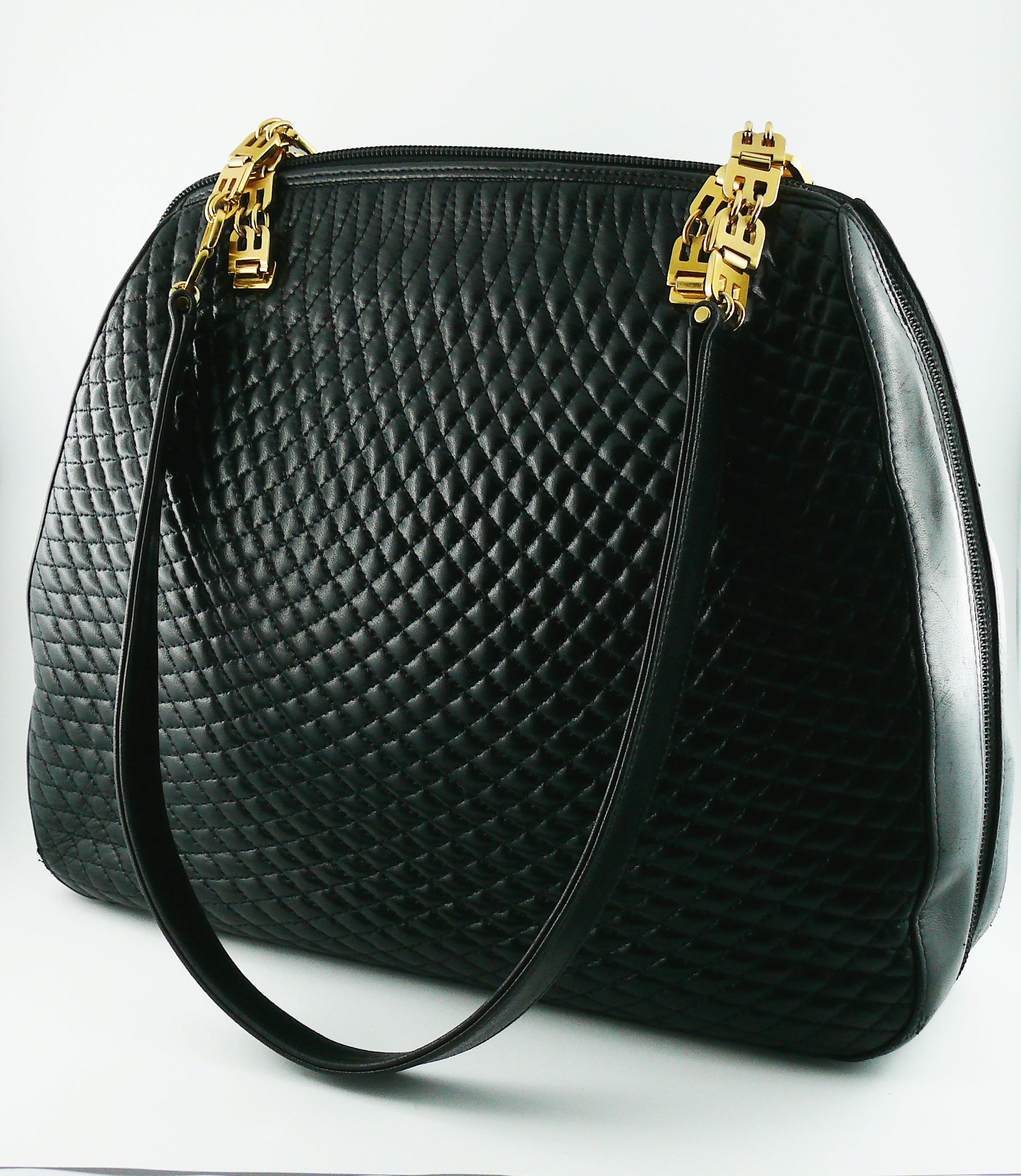 bally chain bag