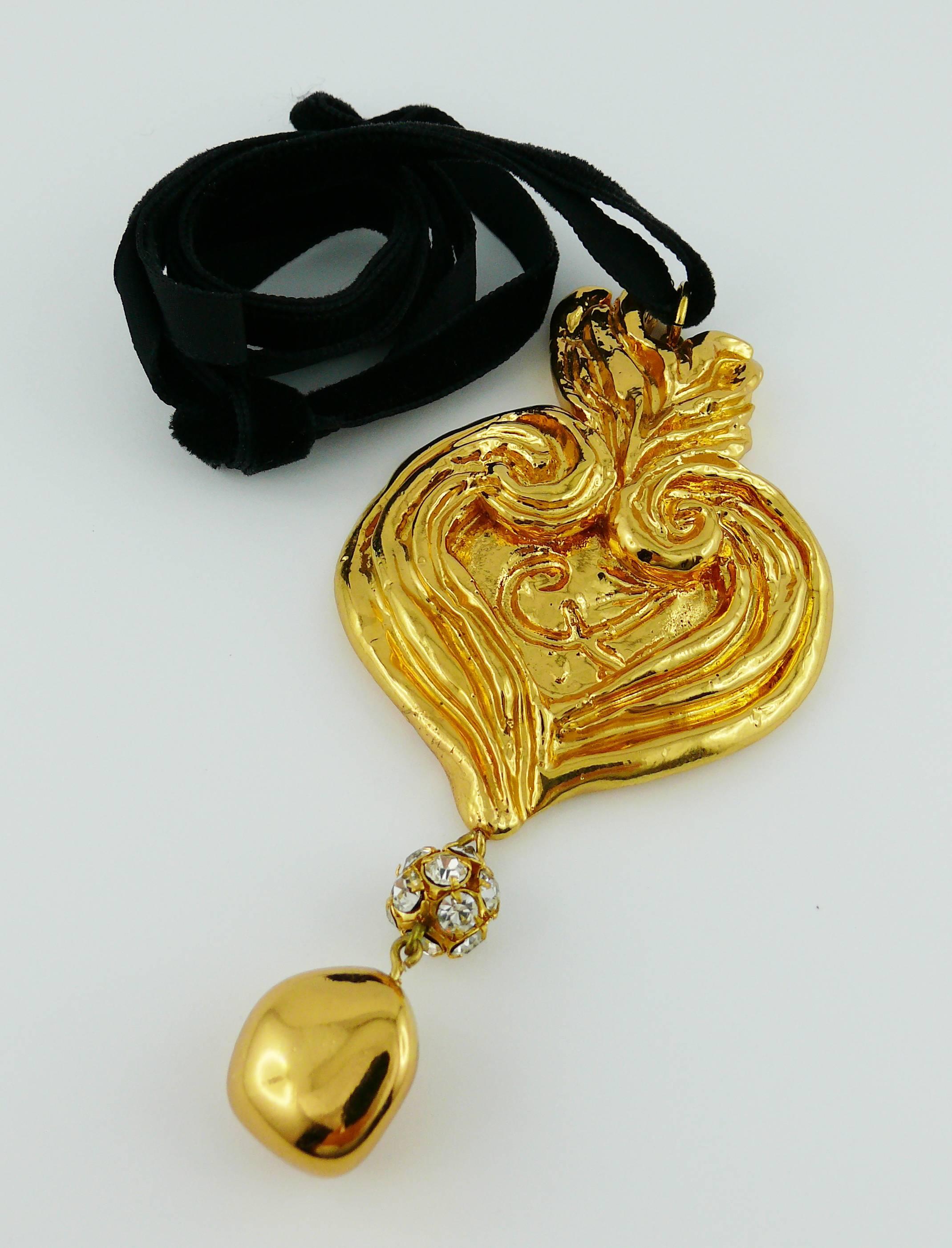 Christian Lacroix Vintage Massive Gold Tone Baroque Heart Pendant Necklace 2