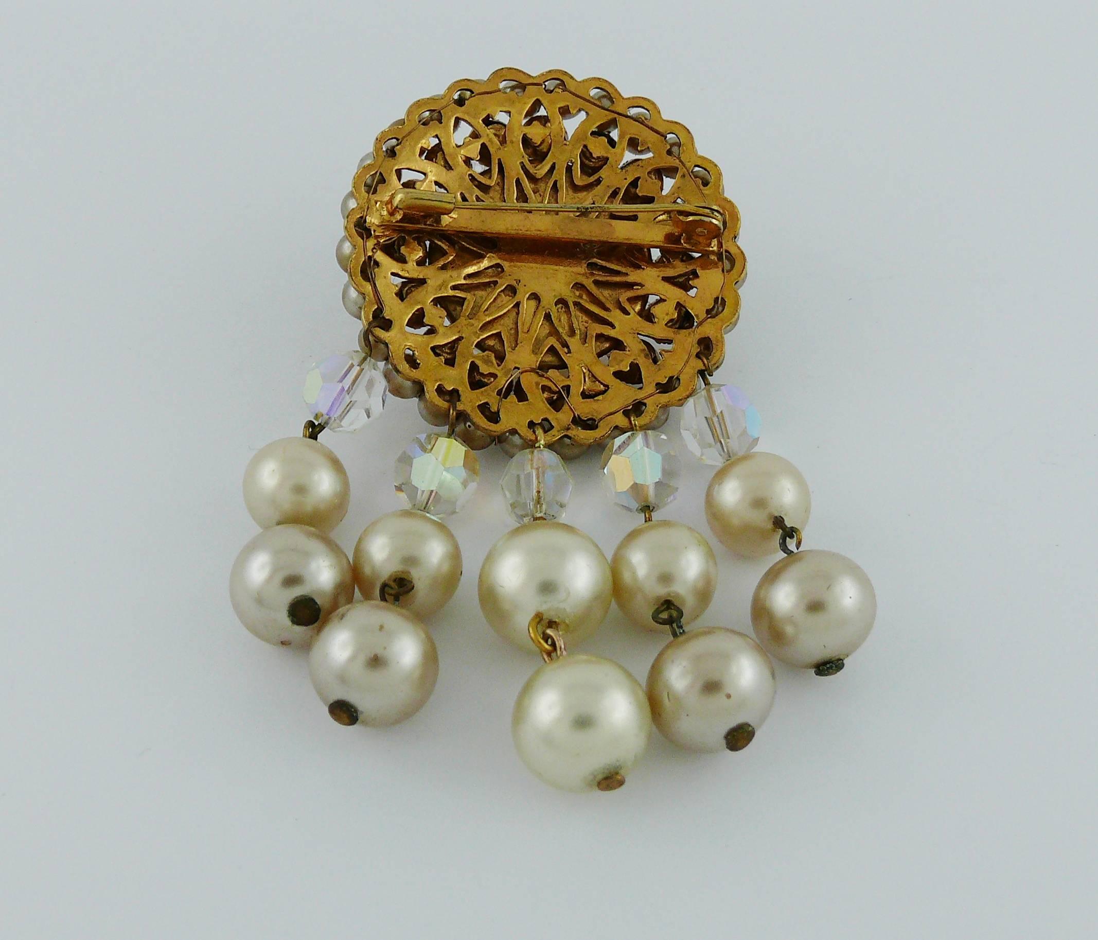Vintage Bejeweled Pearl Brooch For Sale 3