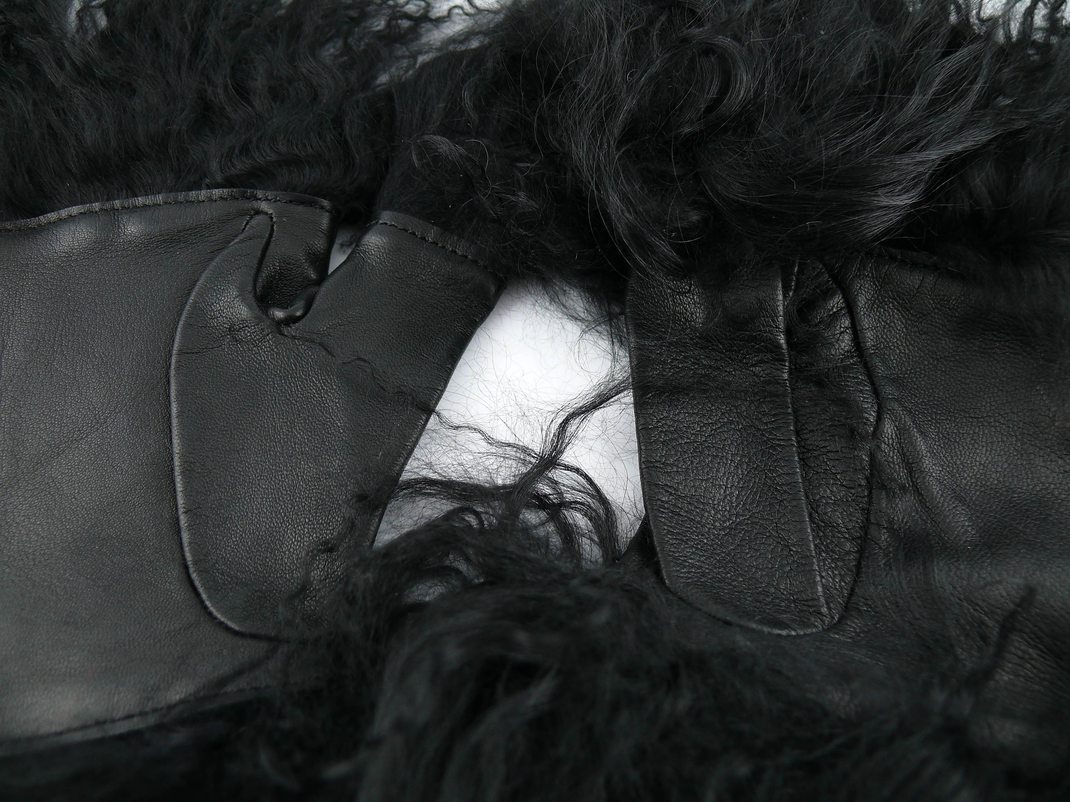 Women's Yohji Yamamoto Black Leather and Mongolian Lamb Fur Fingerless Gloves Size 7