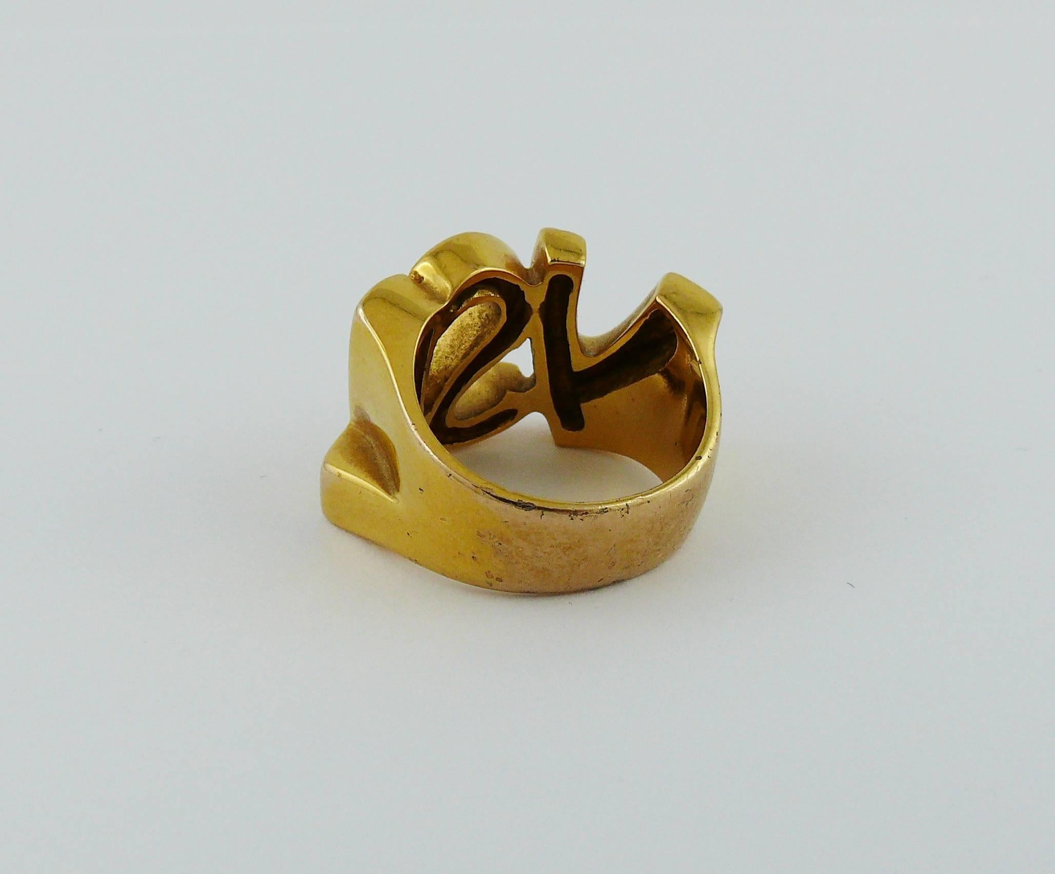 Yves Saint Laurent YSL Vintage Gold Toned Logo Signet Ring In Good Condition In Nice, FR