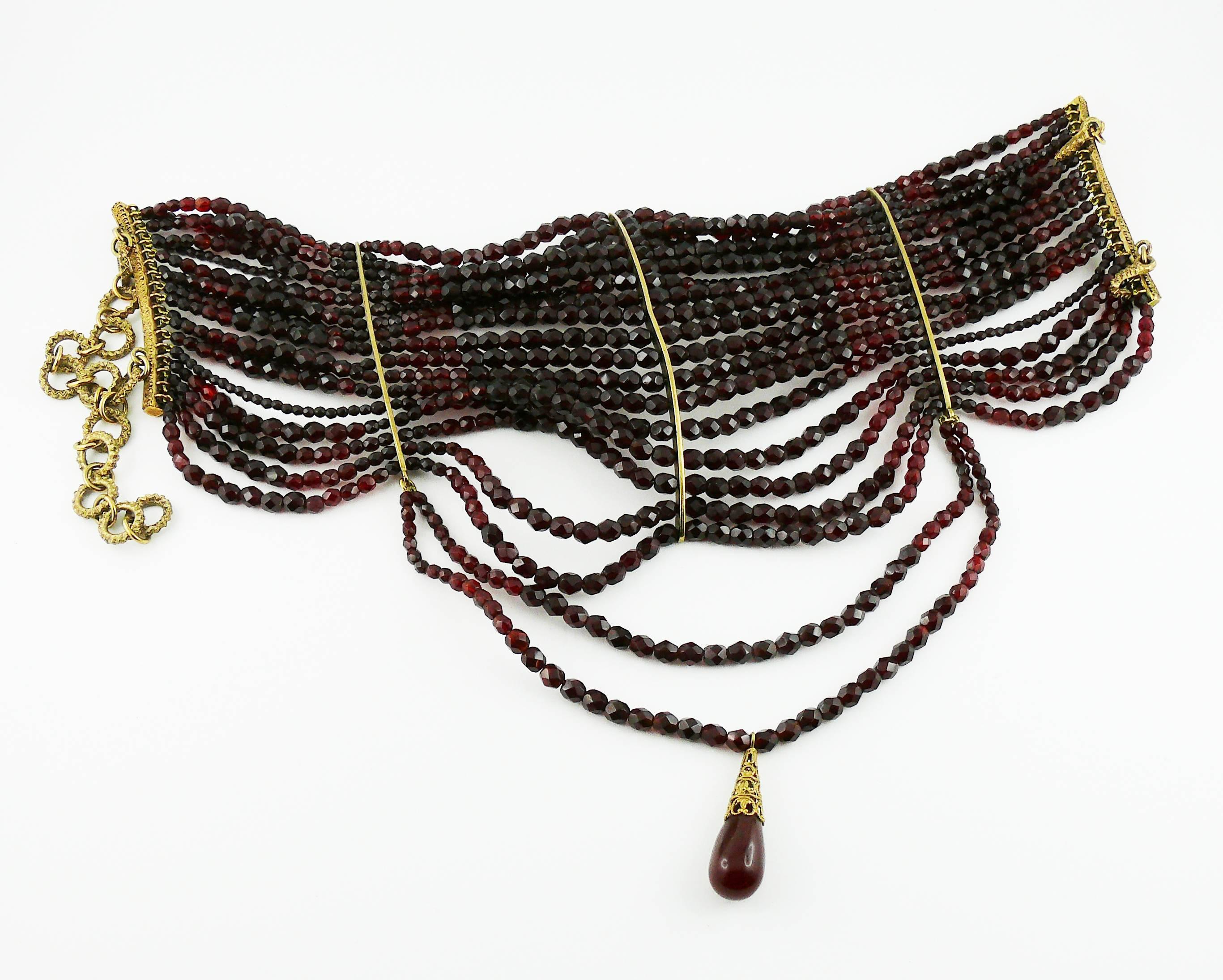 Christian Dior Iconic Multi Strand Edwardian Inspired Red Glass Choker Necklace In Excellent Condition In Nice, FR