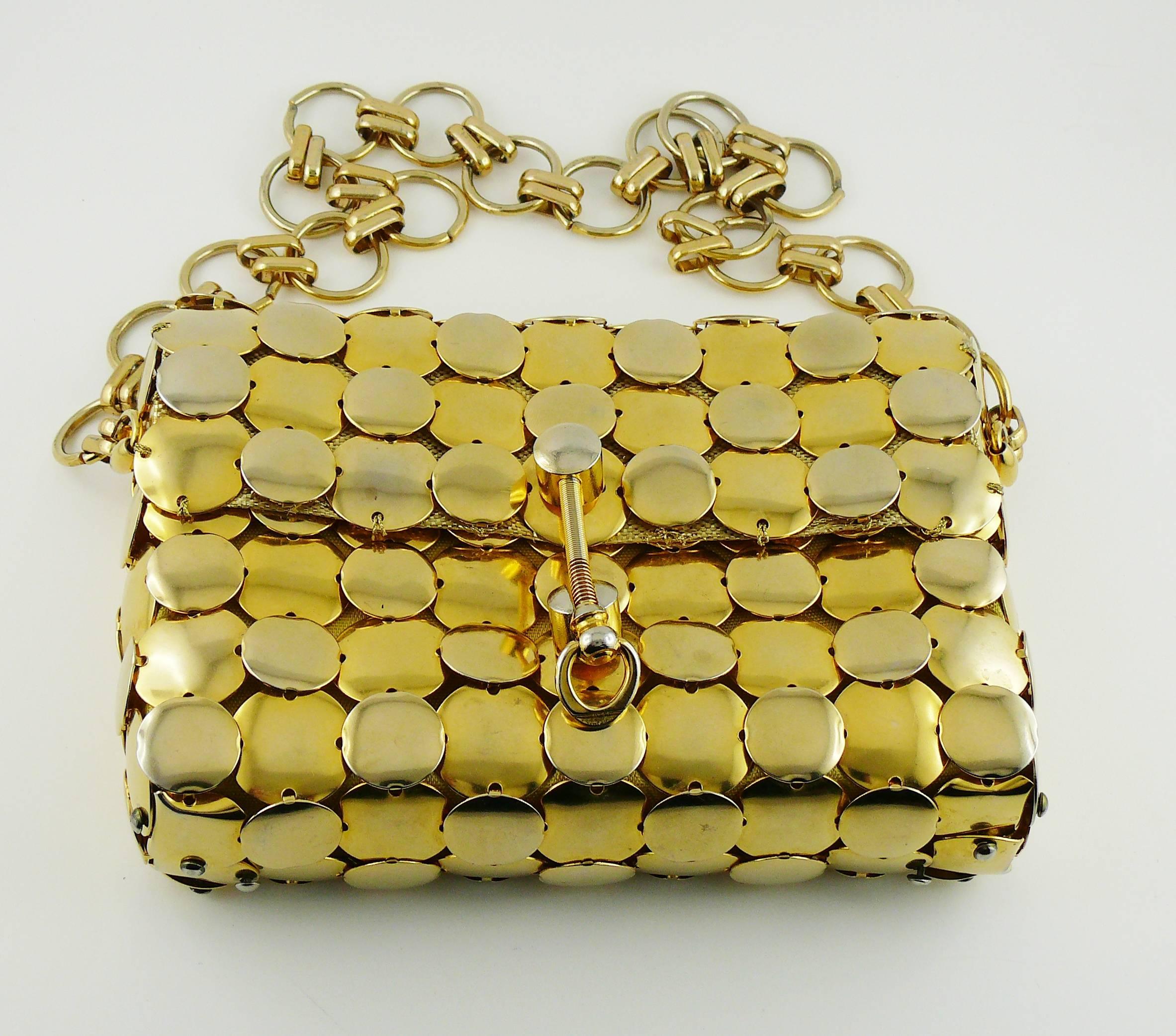 Paco Rabanne Style Vintage 1970s Gold Tone Metal Disc Purse Handbag In Fair Condition In Nice, FR