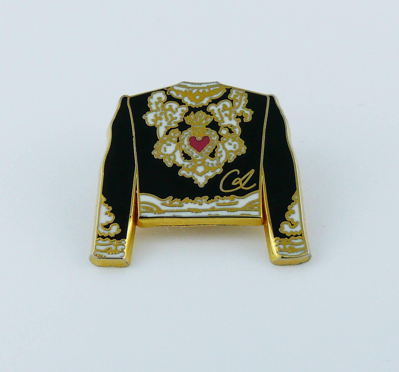 jacket brooch