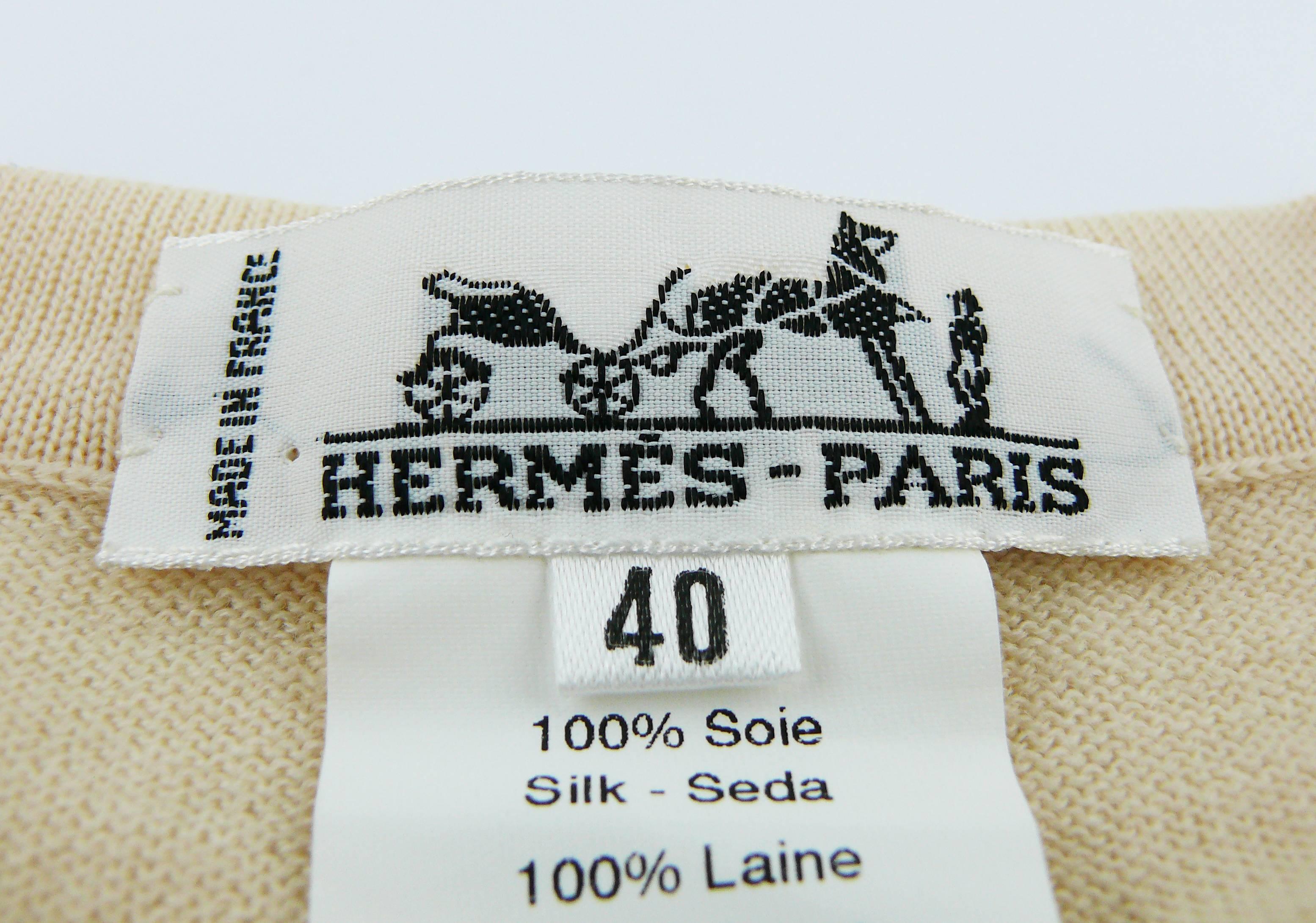 Hermès Vintage Feather Print Silk and Wool Cardigan Sweater In Excellent Condition In Nice, FR