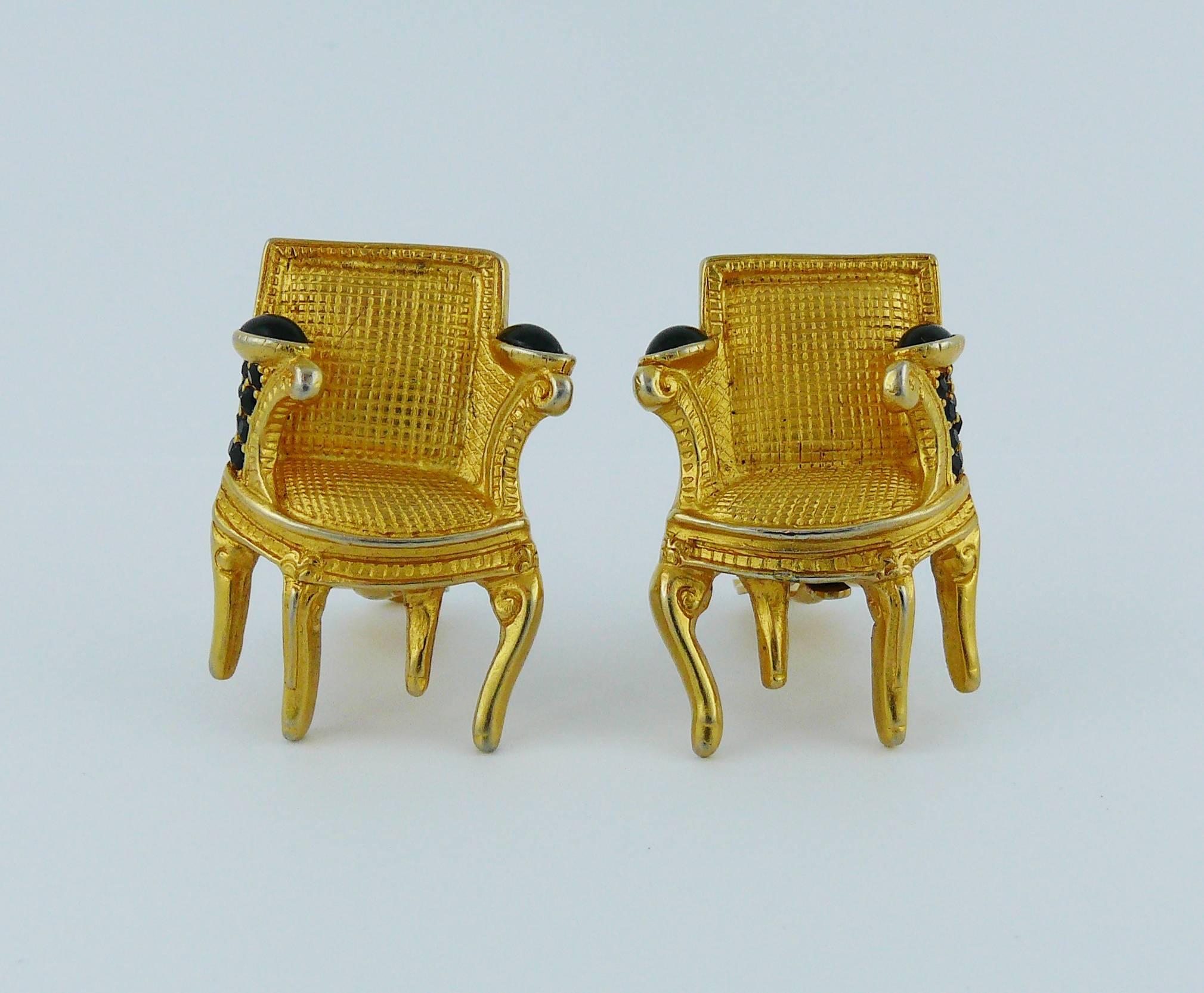 chair earings