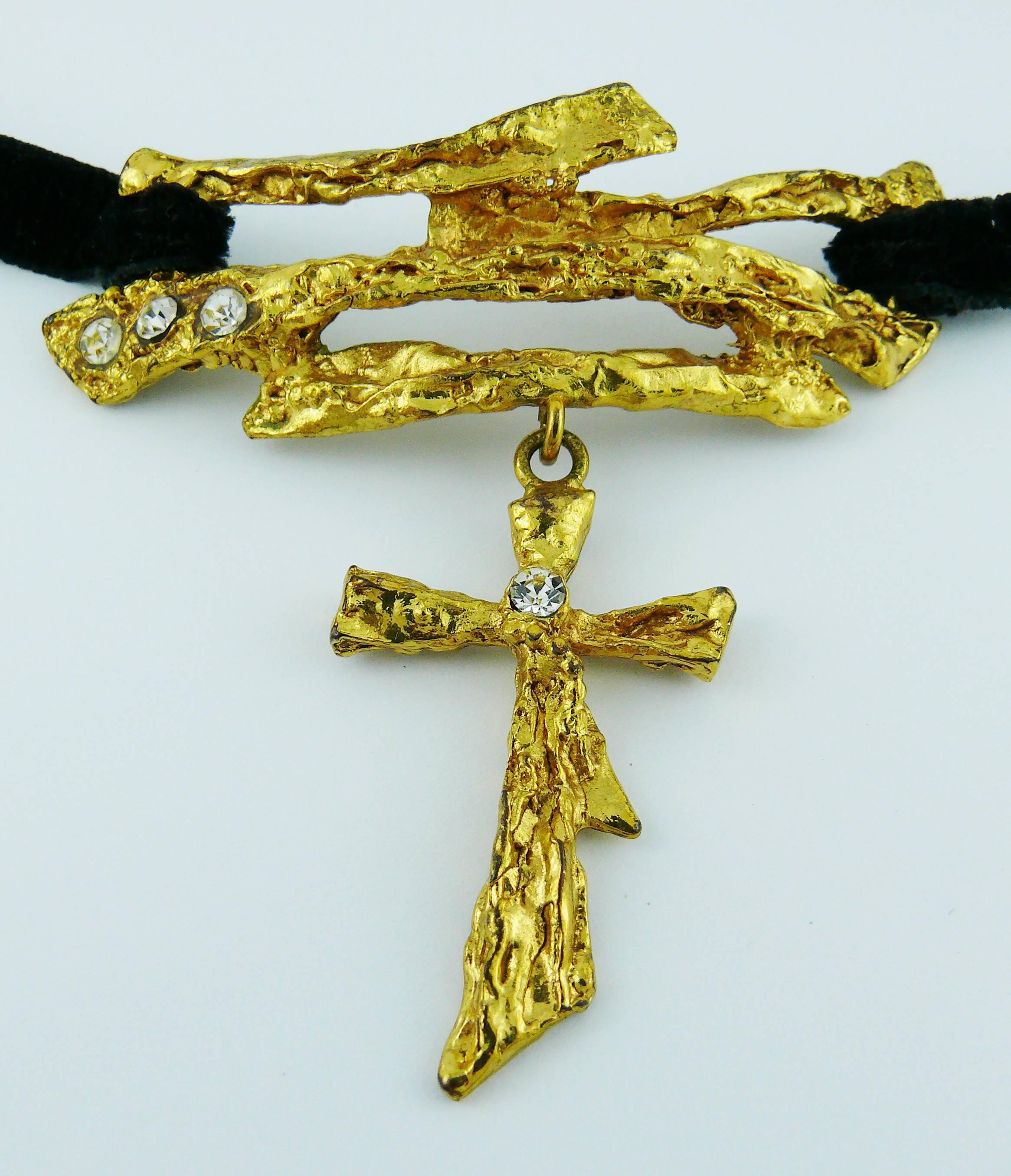 Women's Christian Lacroix Vintage Cross Pendant Choker Necklace