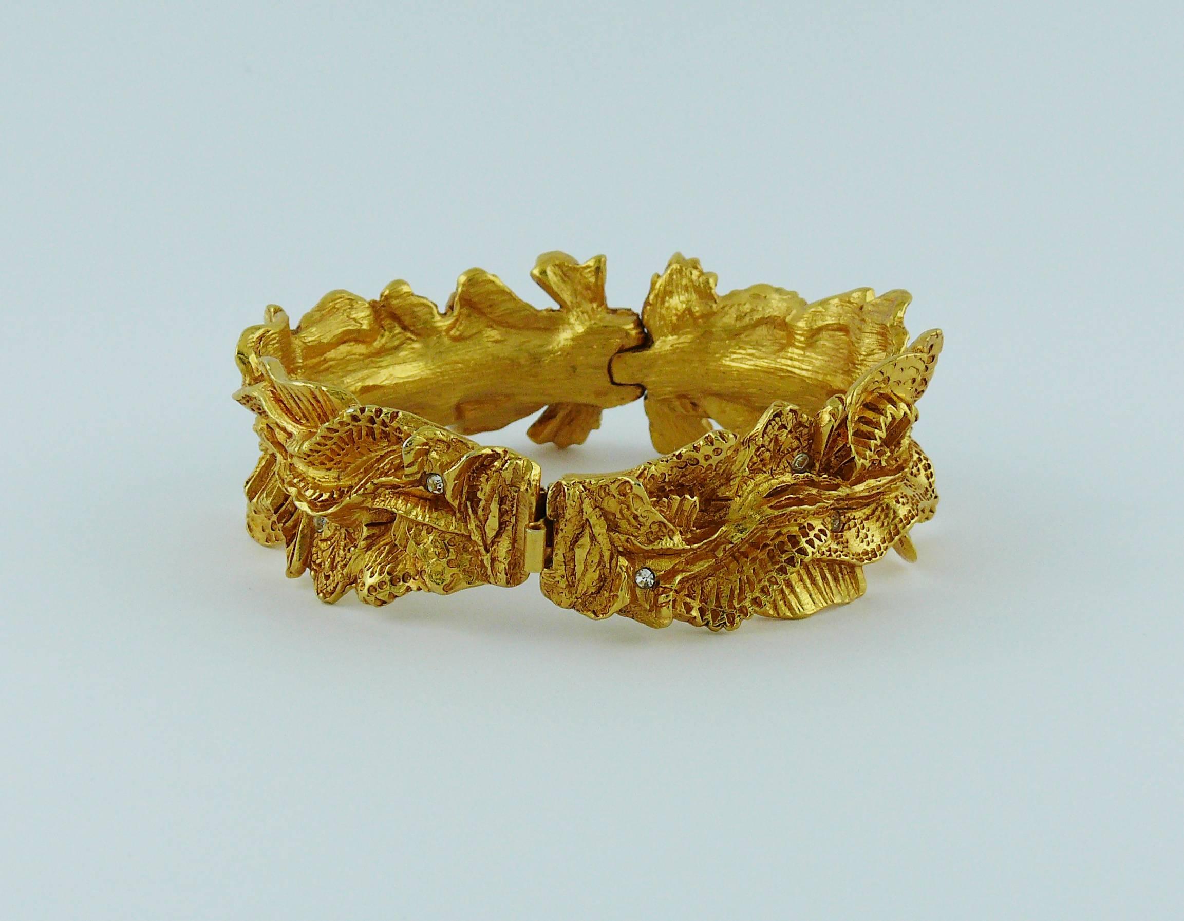 Christian Lacroix Vintage Textured Gold Tone Ribbon Bow Clamper Bracelet 1