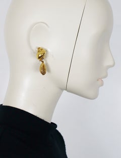 YVES SAINT LAURENT YSL Vintage Gold-Tone Sea Life Dangle Earrings